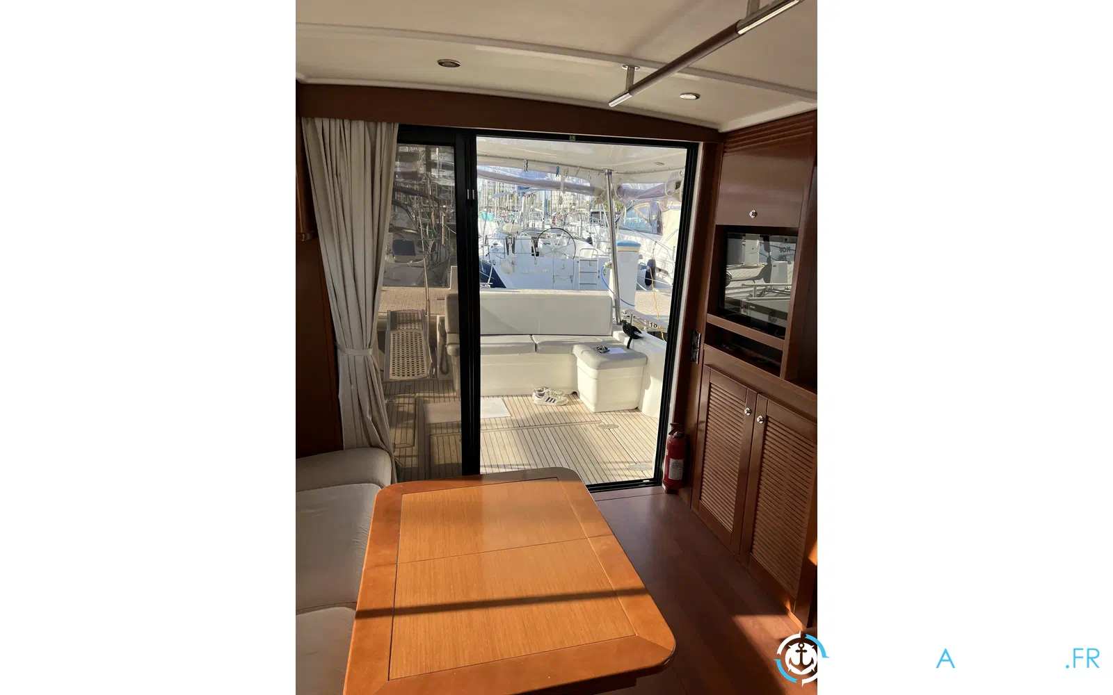 slider 9 Beneteau Swift Trawler 44