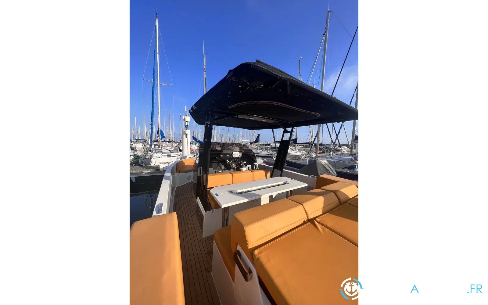 slider 10 De Antonio Yachts D28