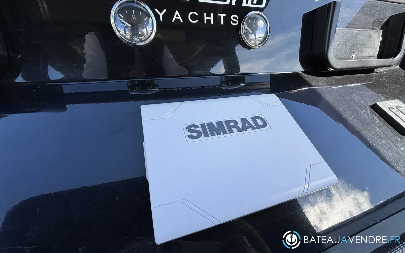slider 14 De Antonio Yachts D28
