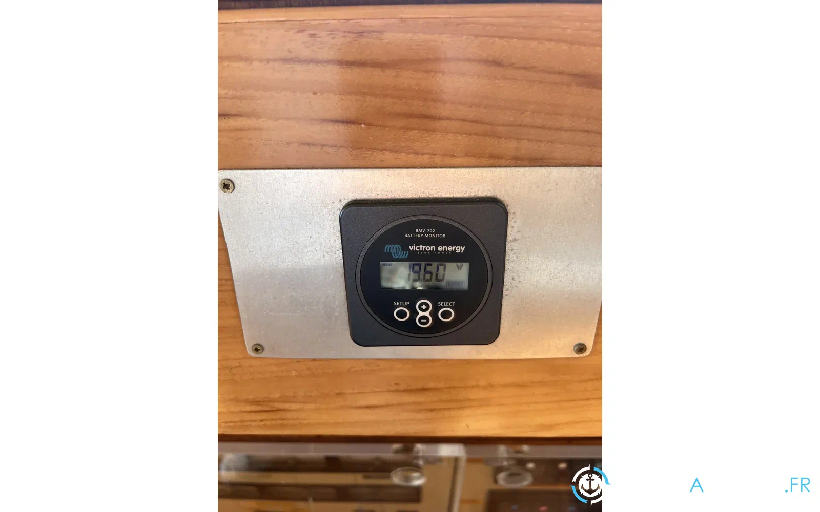 slider 21 Grand Banks 50