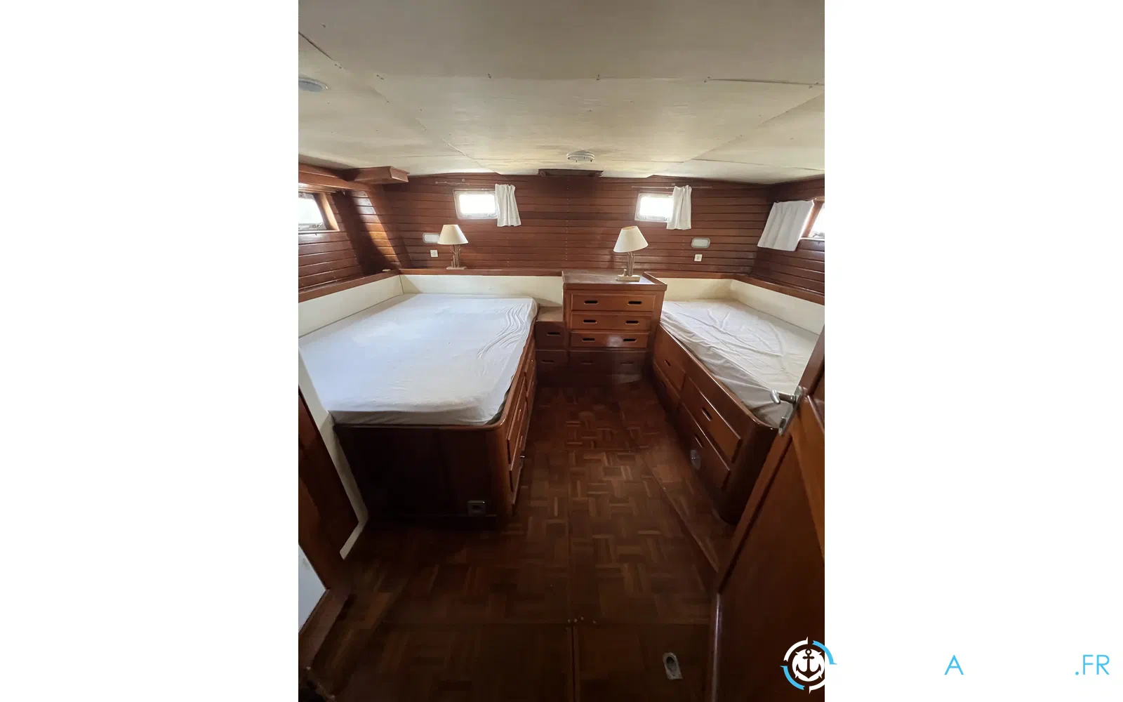 slider 38 Grand Banks 50
