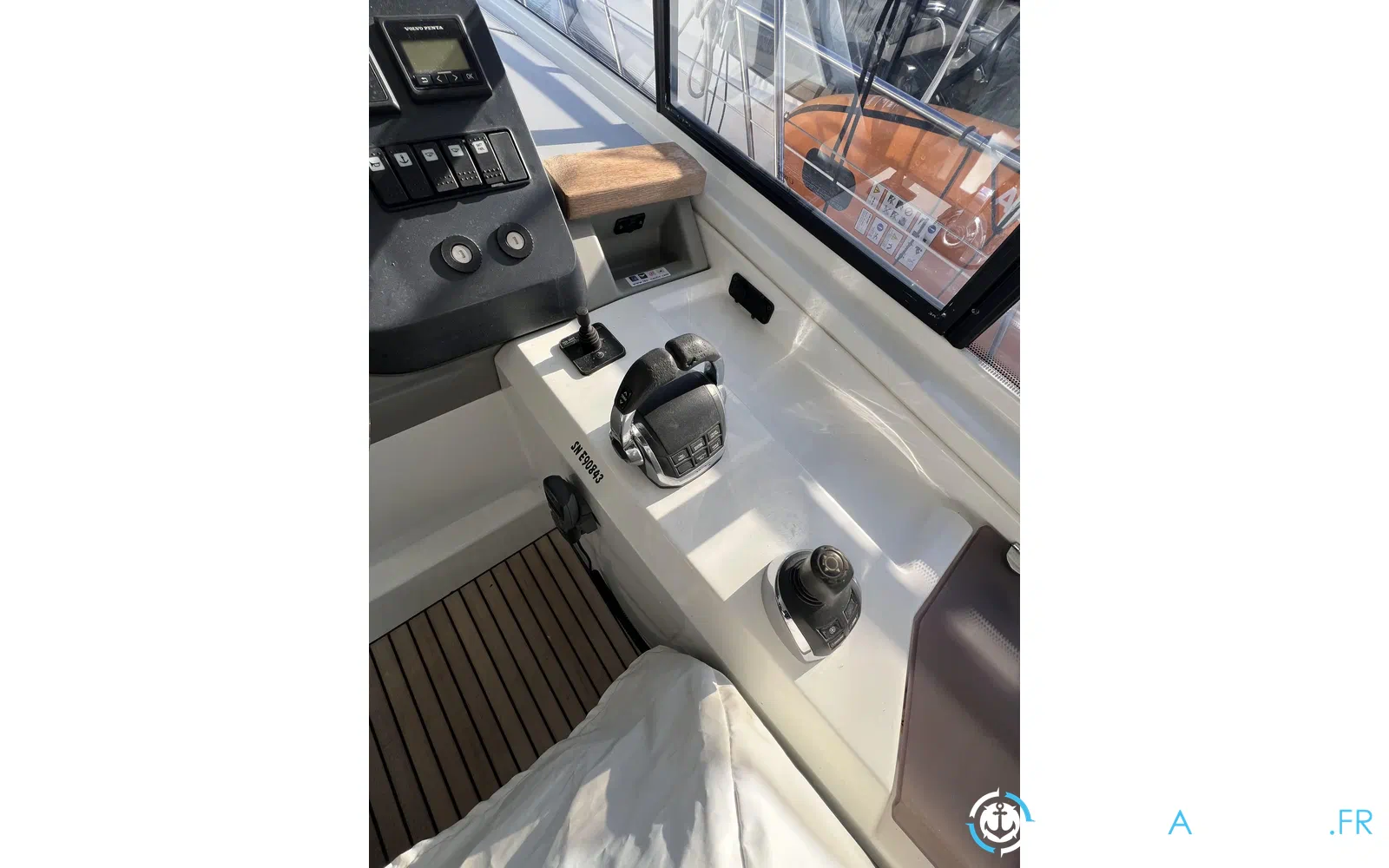 slider 16 Beneteau Flyer Gran Turismo 44