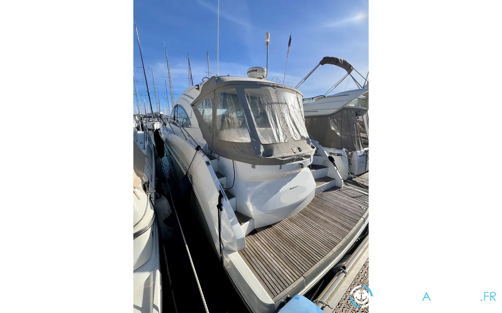 slider 1 Beneteau Flyer Gran Turismo 44
