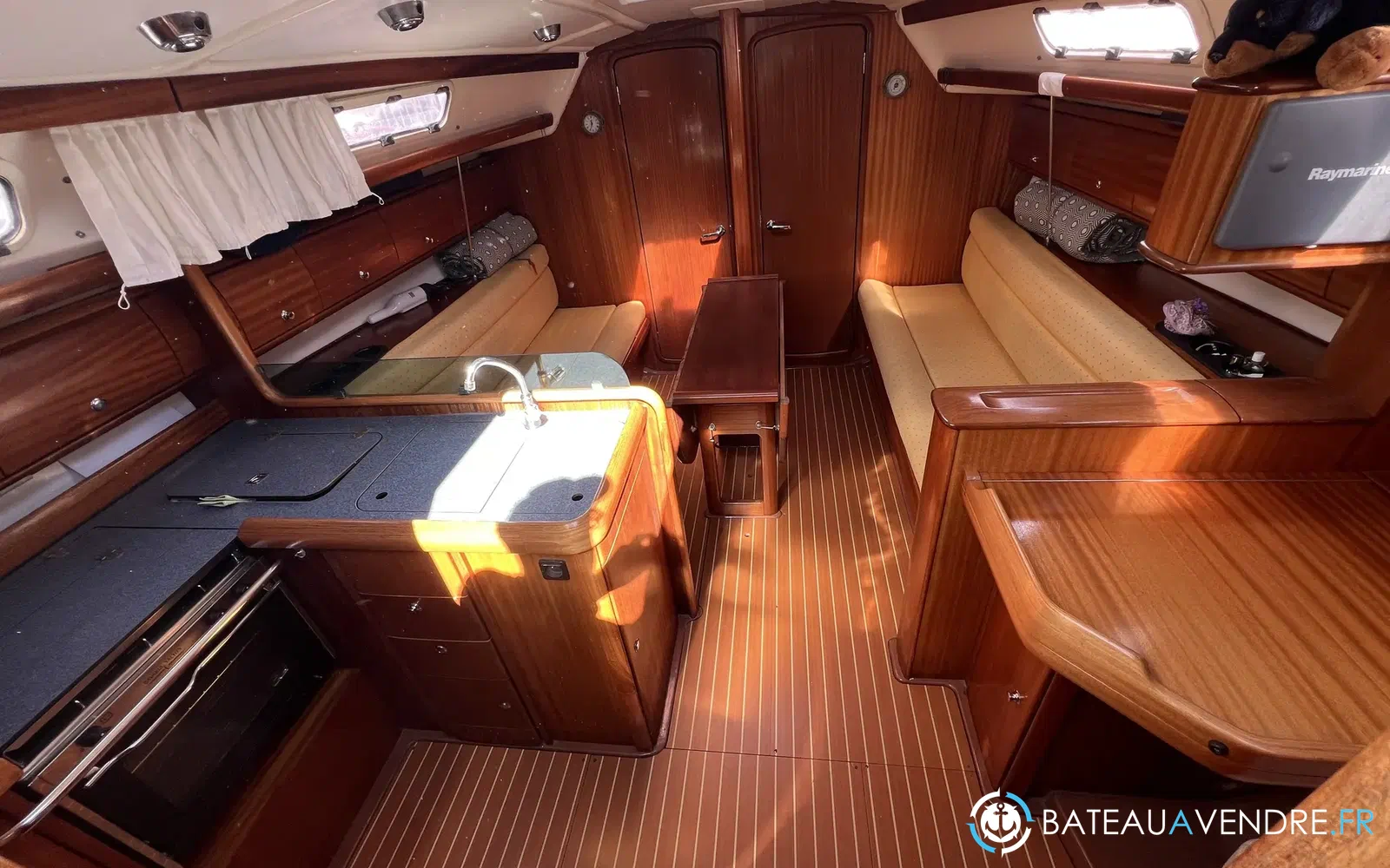 slider 1 Bavaria 36 Cruiser