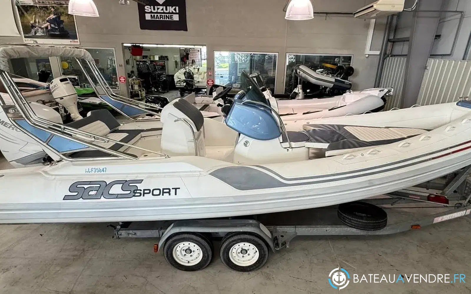 slider 1 Sacs S 700