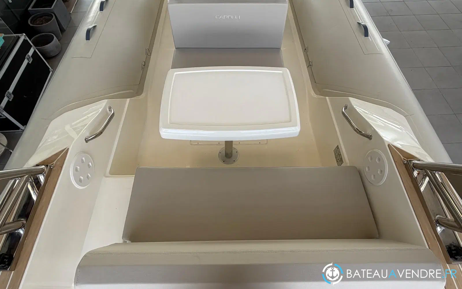 slider 6 Capelli Tempest 700 Luxe