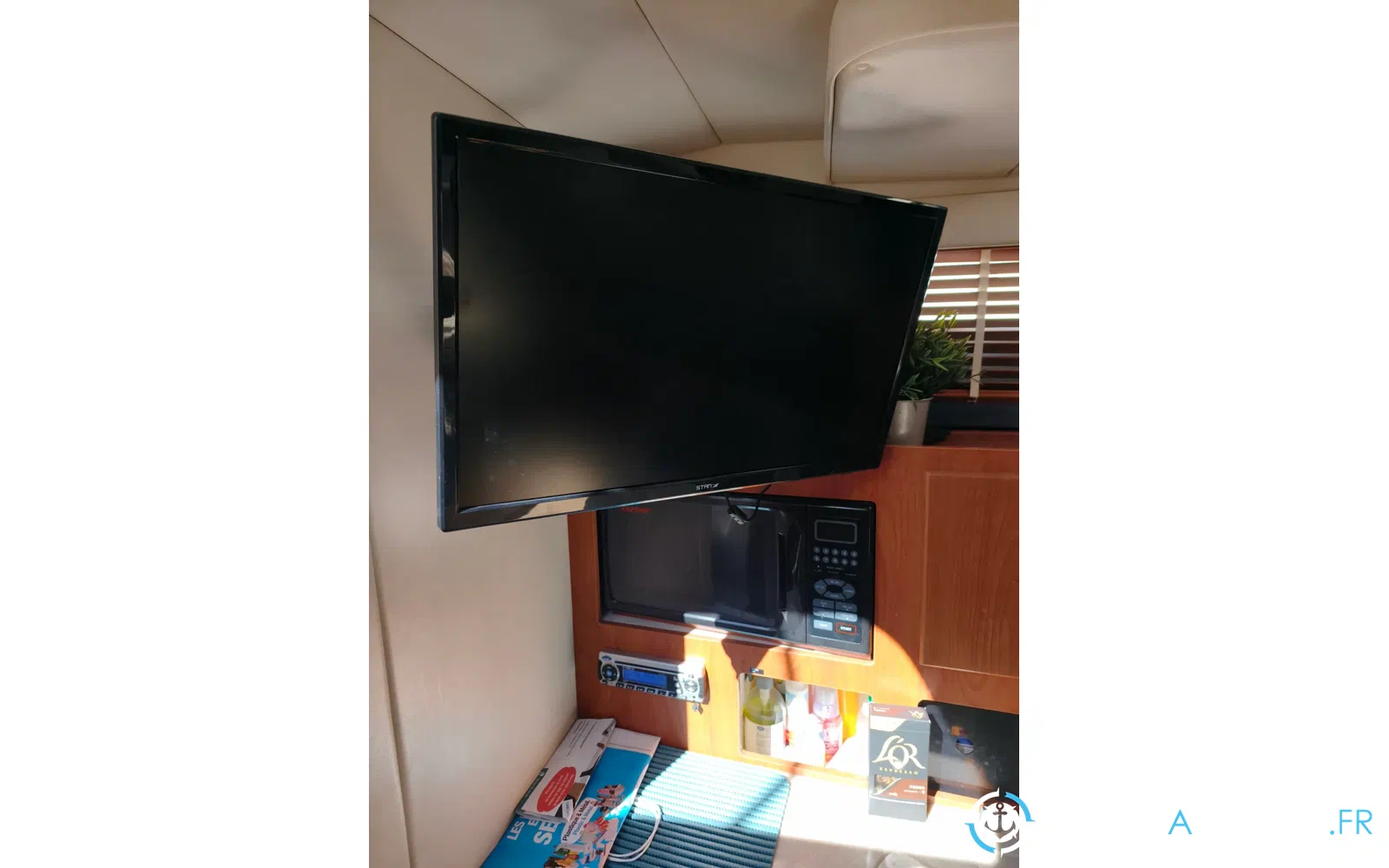 slider 18 Bayliner 300 SB