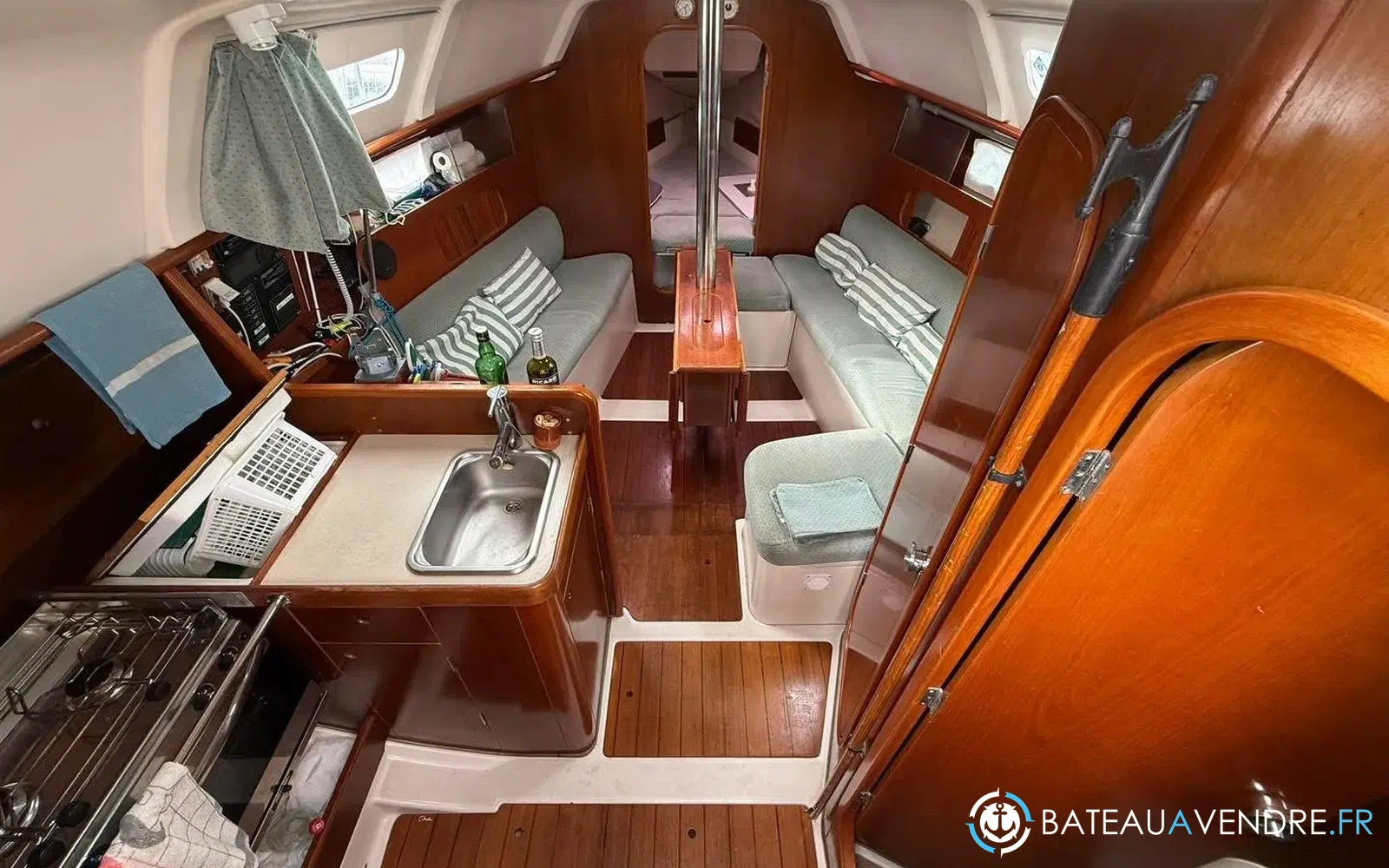 slider 8 Beneteau Oceanis 321
