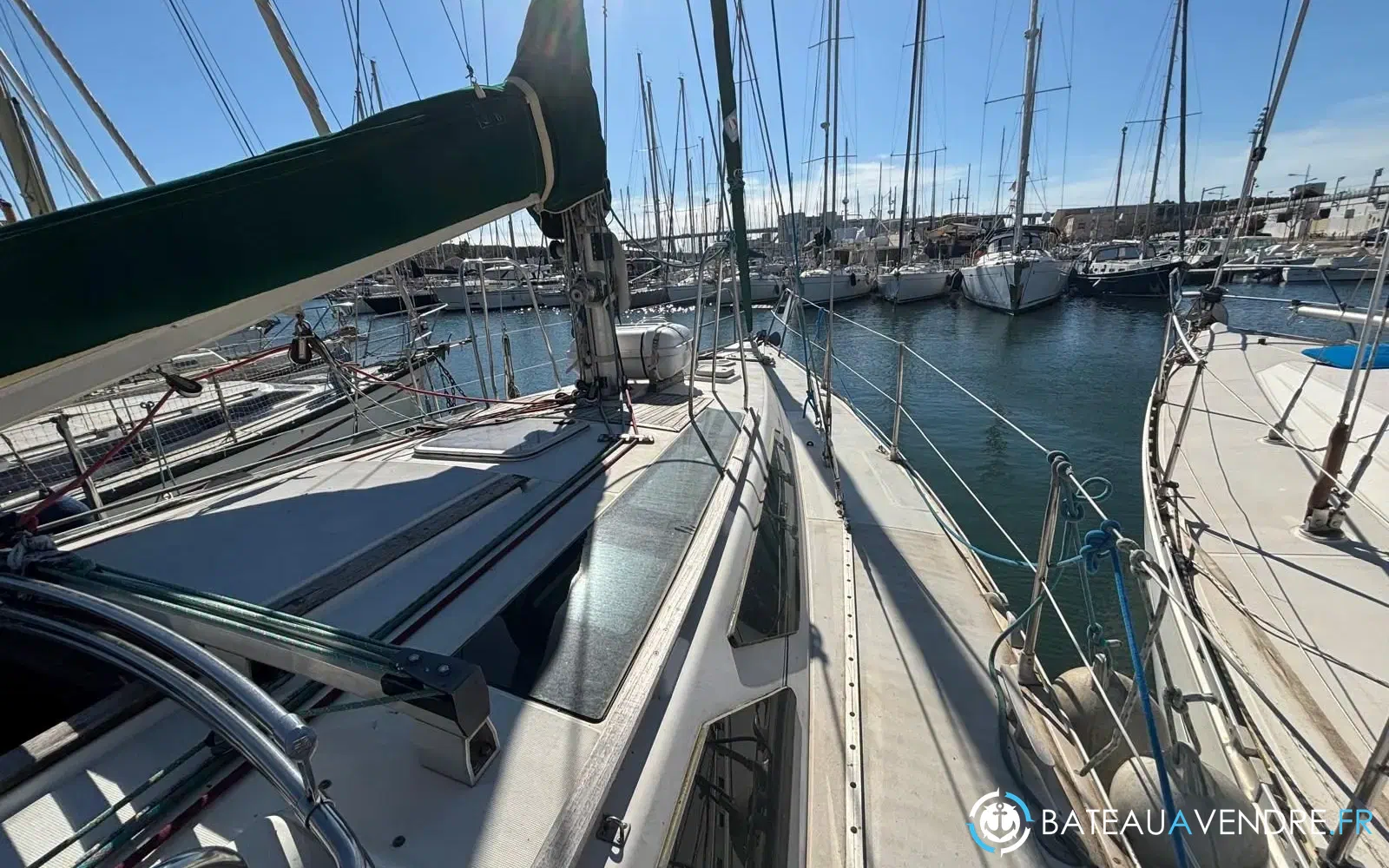 slider 4 Jeanneau Voyage 12.50