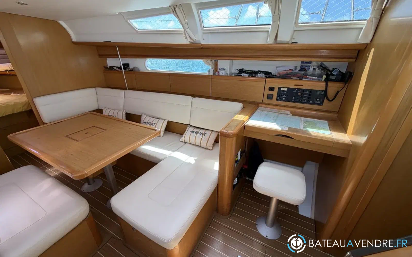slider 23 Jeanneau Sun Odyssey 44i Performance