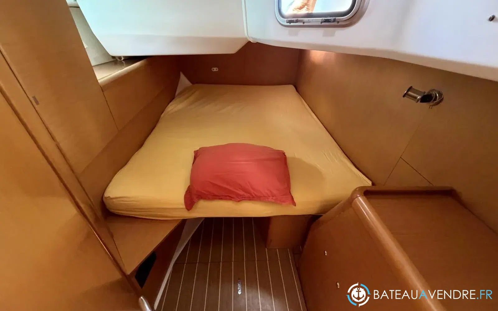 slider 33 Jeanneau Sun Odyssey 44i Performance