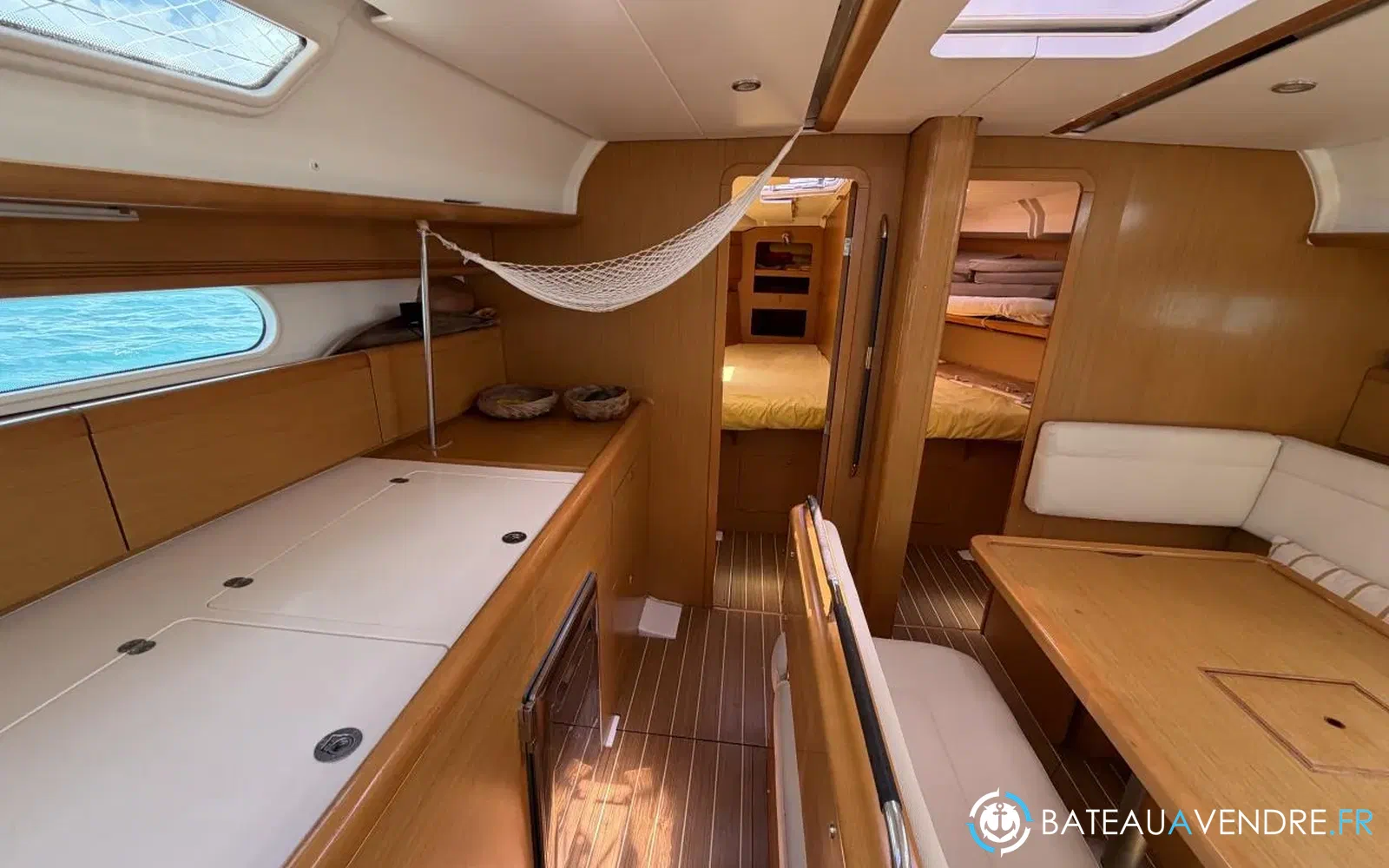 slider 35 Jeanneau Sun Odyssey 44i Performance