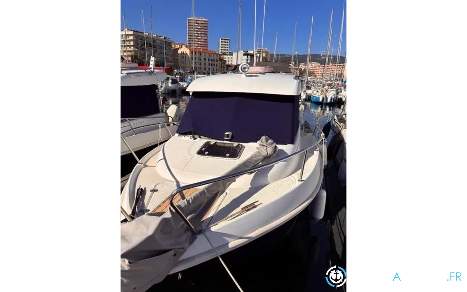 slider 1 Jeanneau Merry Fisher 625 Legende