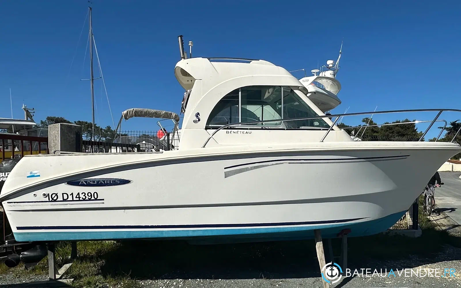slider 0 Beneteau Antares 620 Fishing