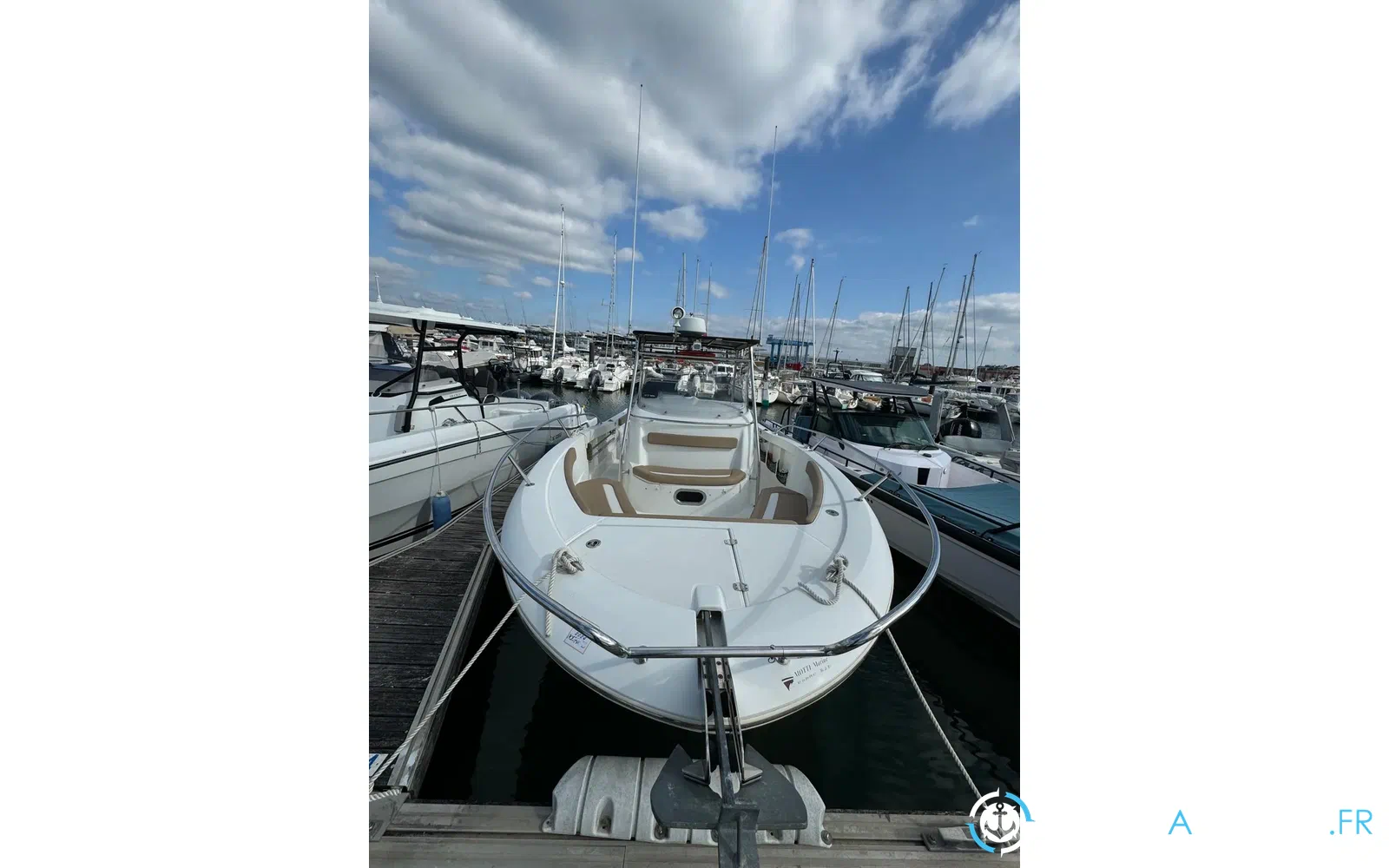 slider 38 Jeanneau Cap Camarat 8.5 CC
