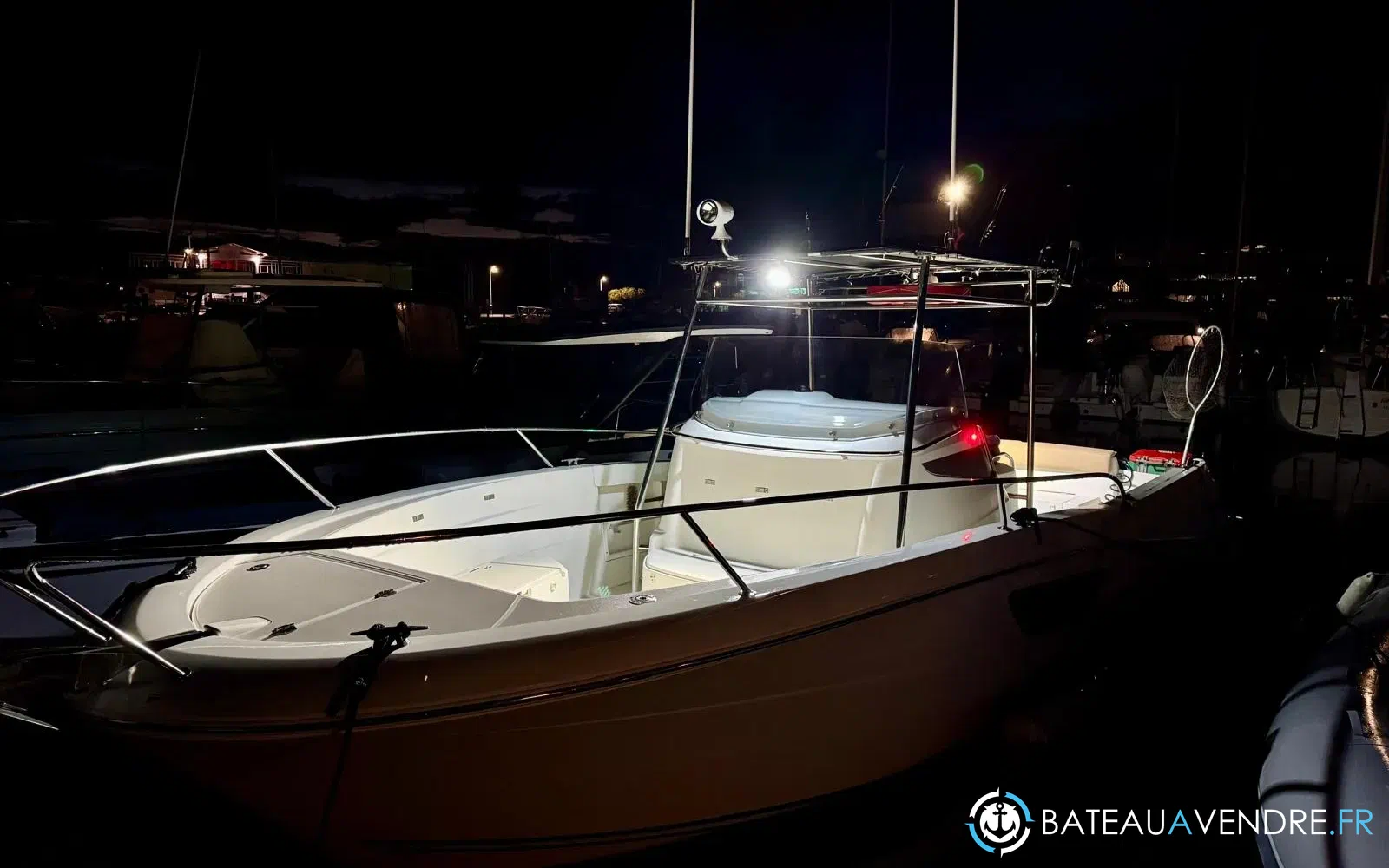 slider 42 Jeanneau Cap Camarat 8.5 CC