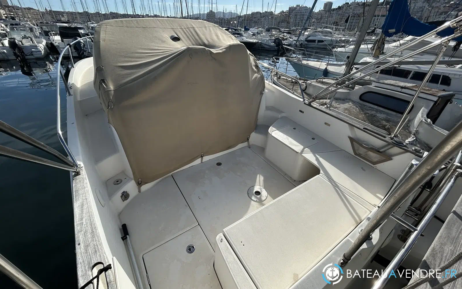 slider 3 Jeanneau Cap Camarat 8.5 WA