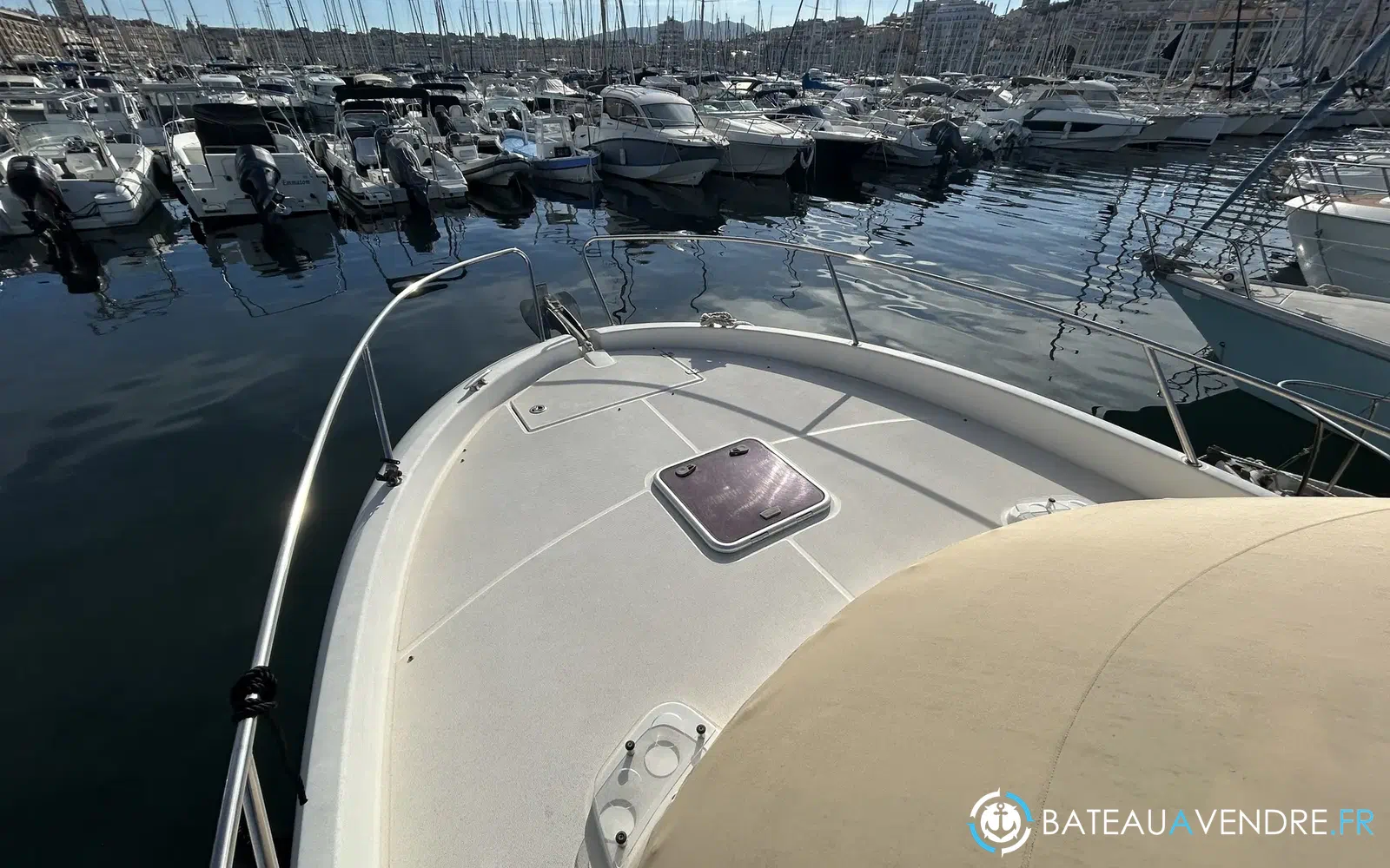 slider 4 Jeanneau Cap Camarat 8.5 WA