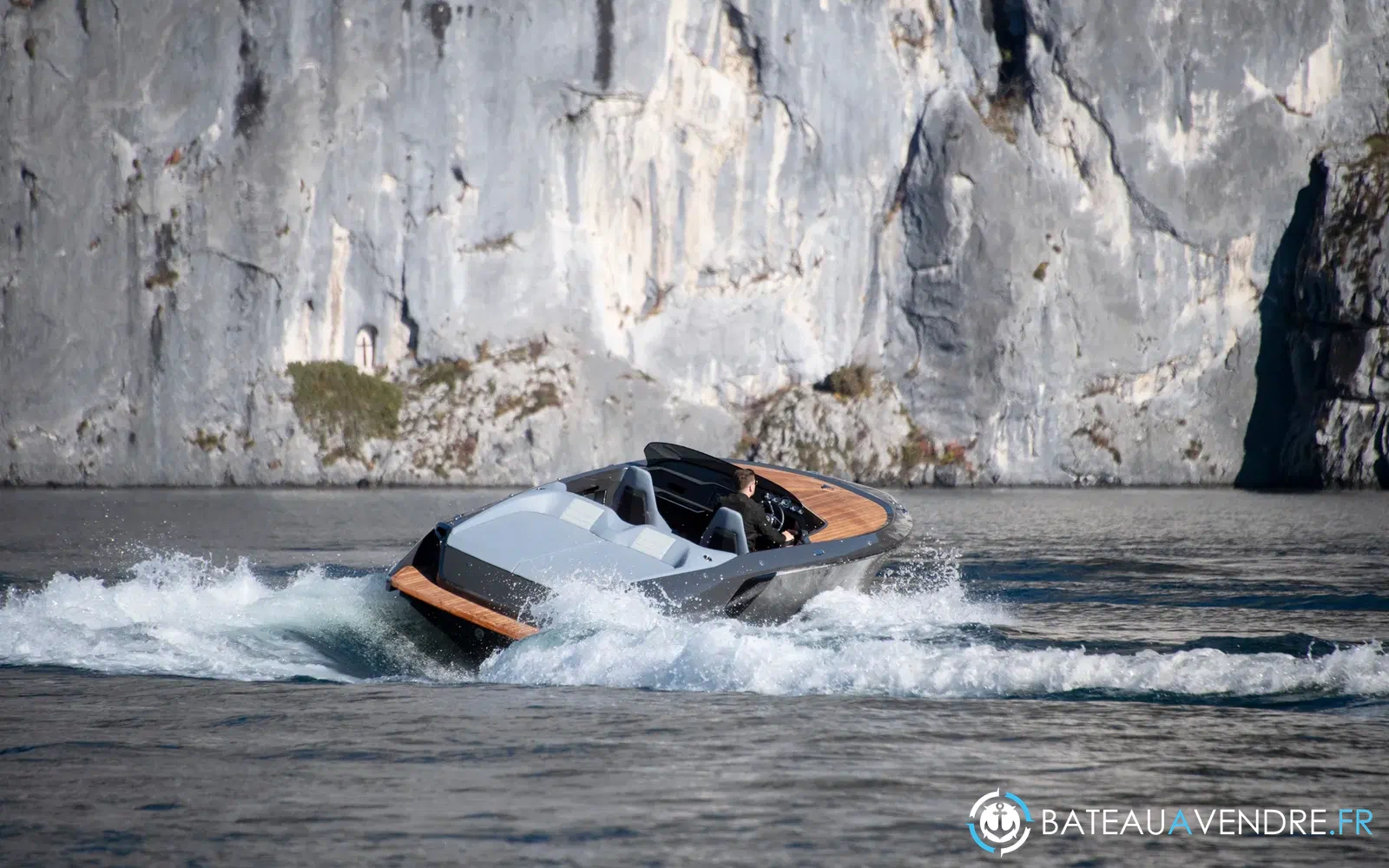 slider 26 Frauscher 797 Spectre
