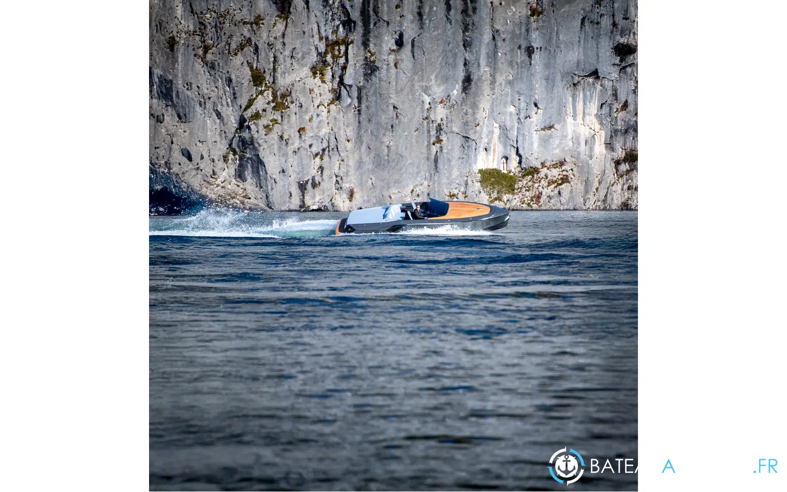 slider 27 Frauscher 797 Spectre
