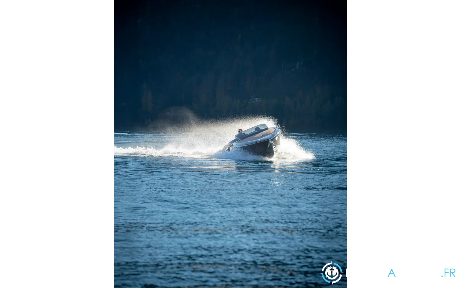 slider 28 Frauscher 797 Spectre