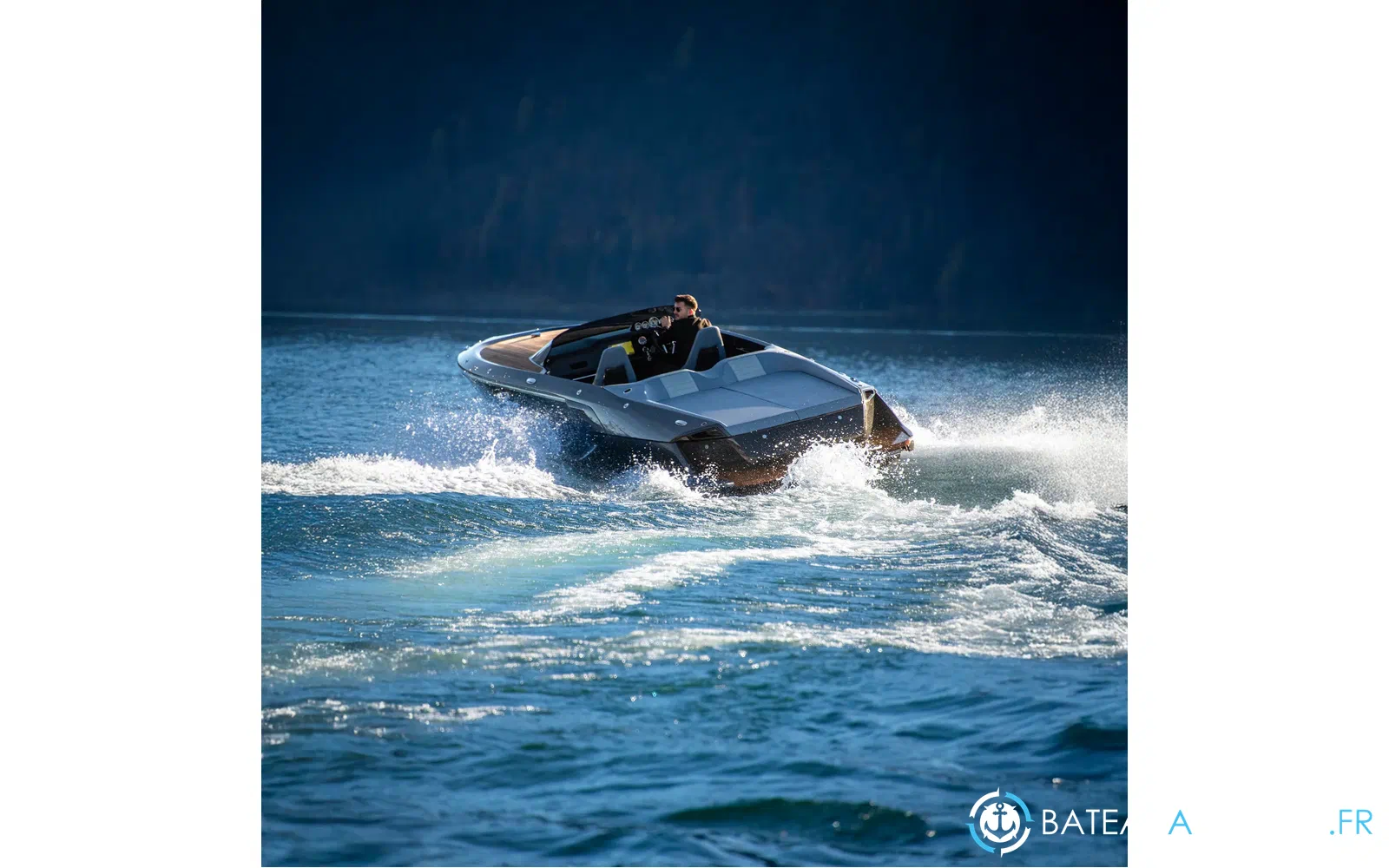 slider 29 Frauscher 797 Spectre