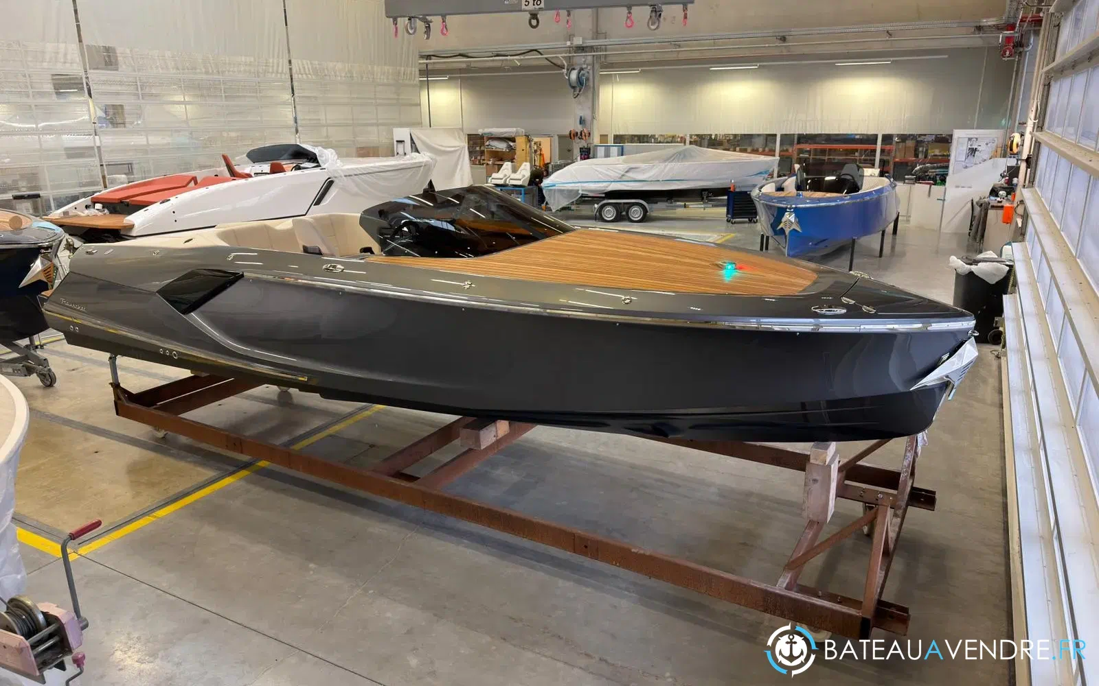 slider 1 Frauscher 797 Spectre