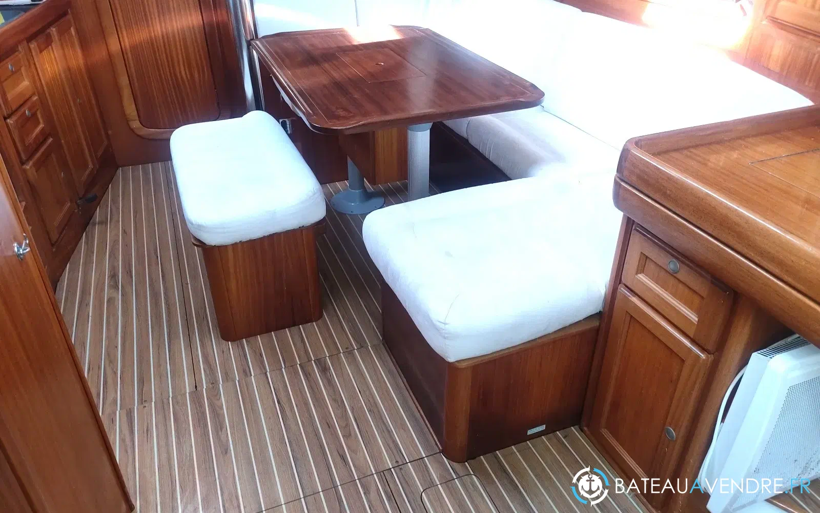 slider 30 Dufour 38 Classic