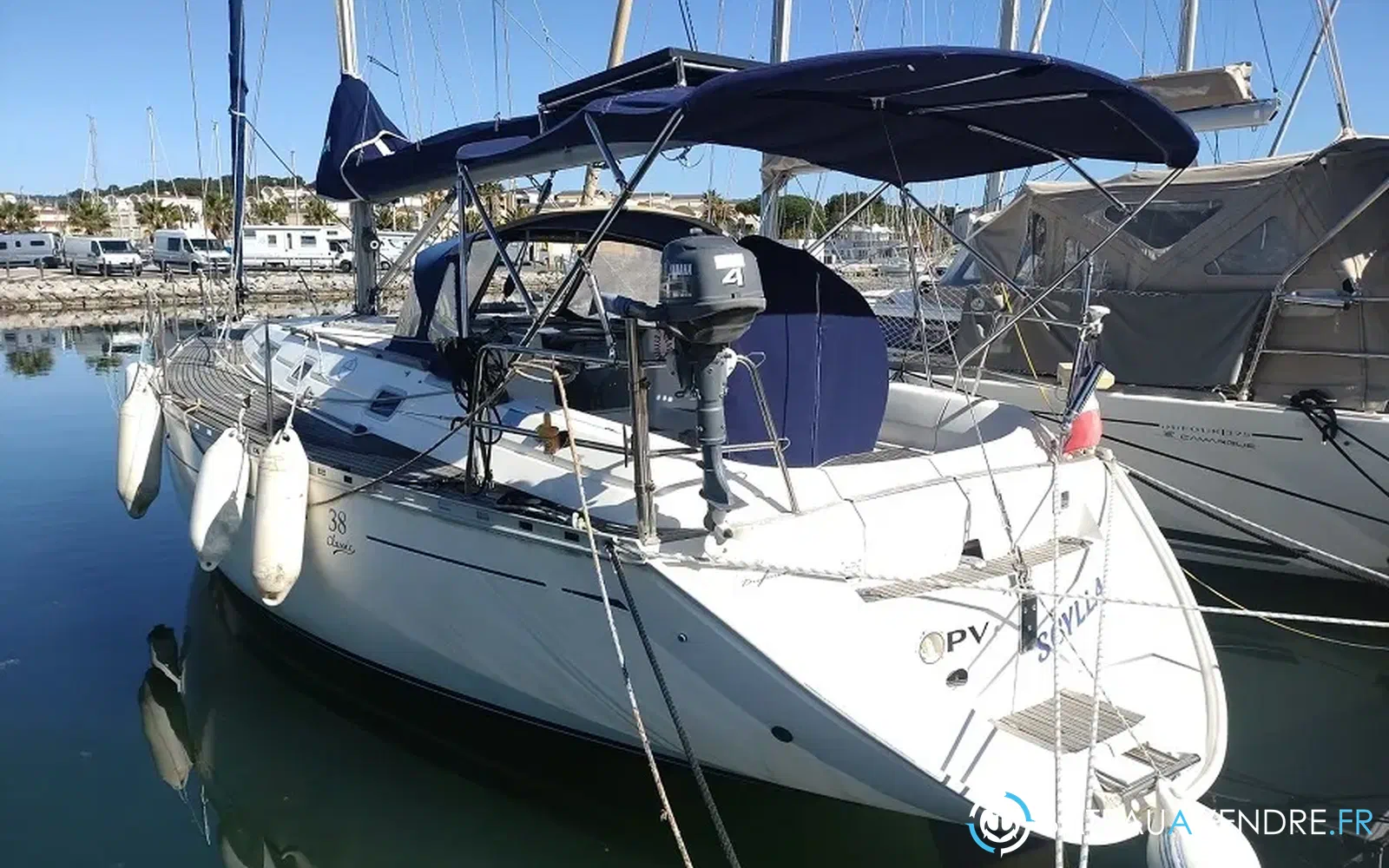 slider 4 Dufour 38 Classic