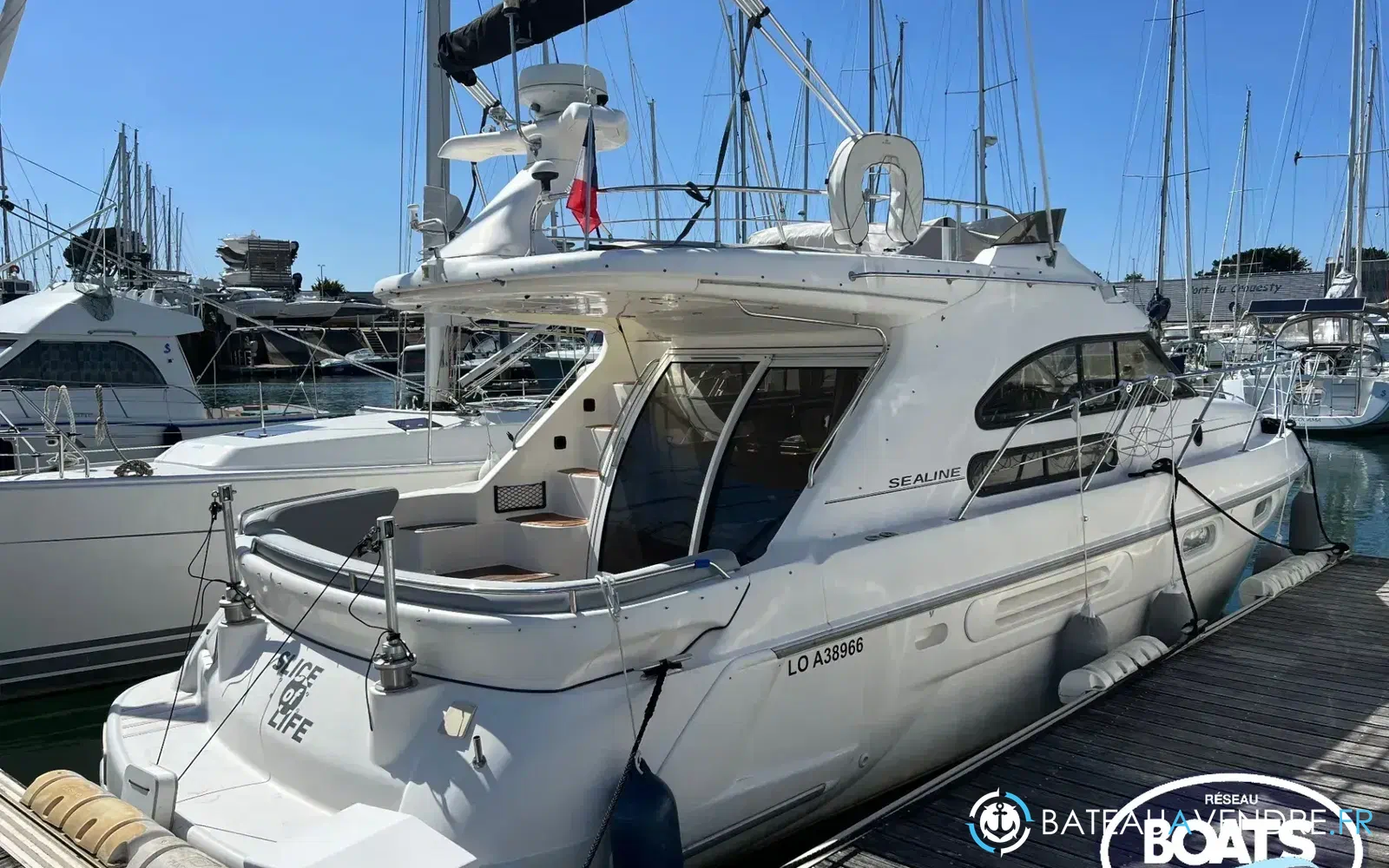 slider 0 Sealine Statesman 360