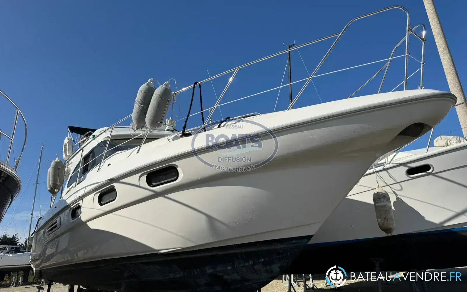 slider 7 Sealine Statesman 360