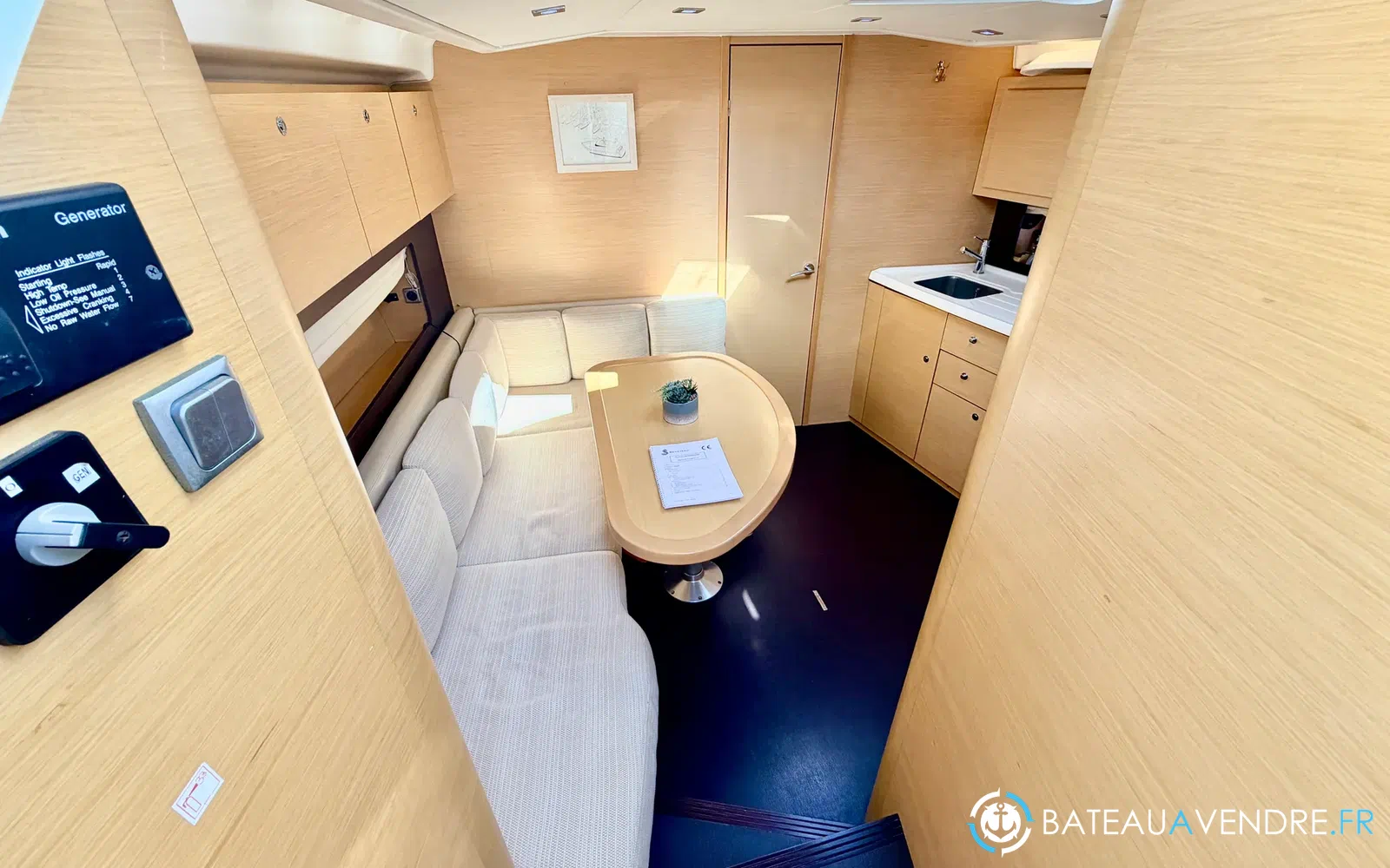 slider 24 Beneteau Monte Carlo 37 HT