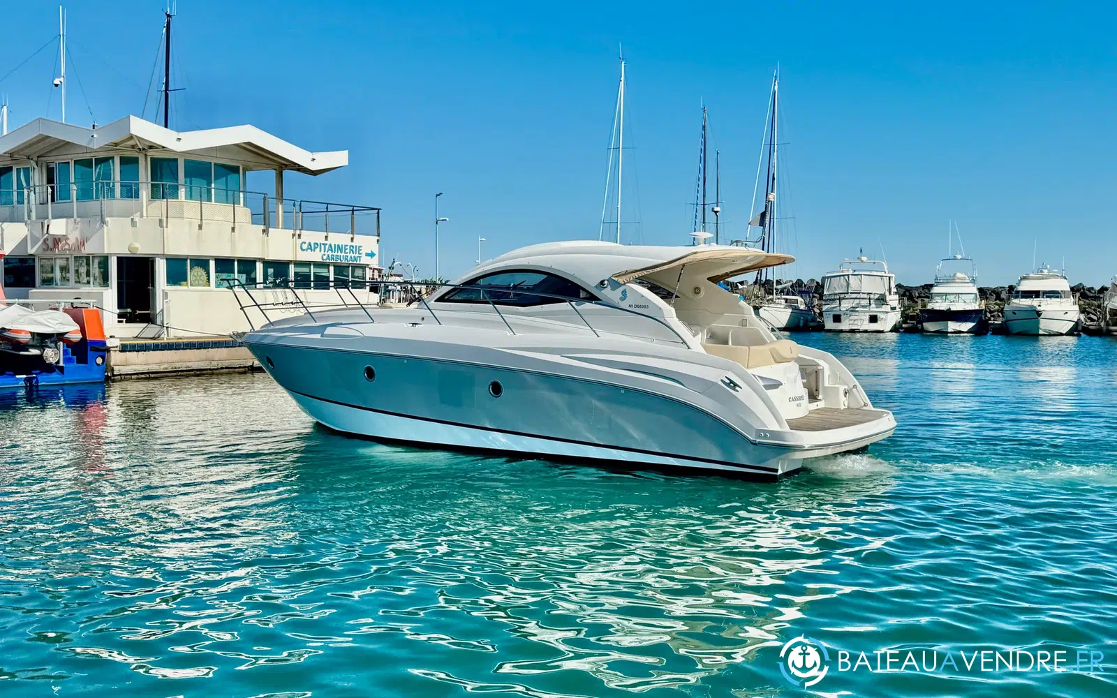 slider 3 Beneteau Monte Carlo 37 HT