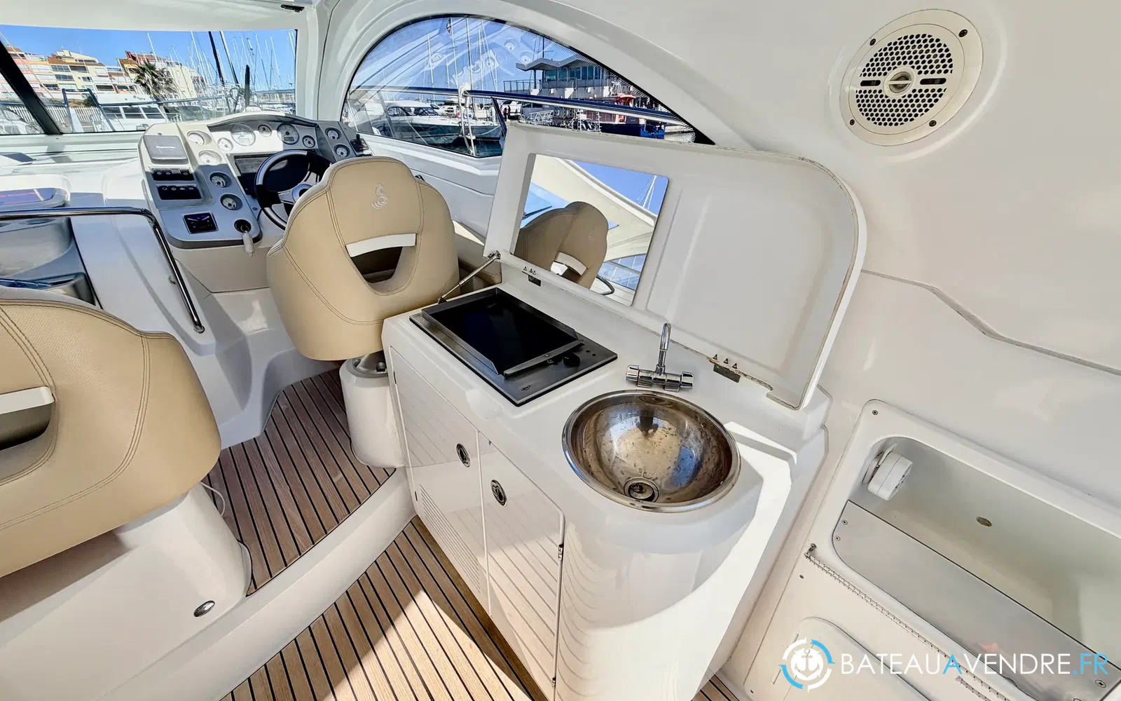 slider 14 Beneteau Monte Carlo 37 HT