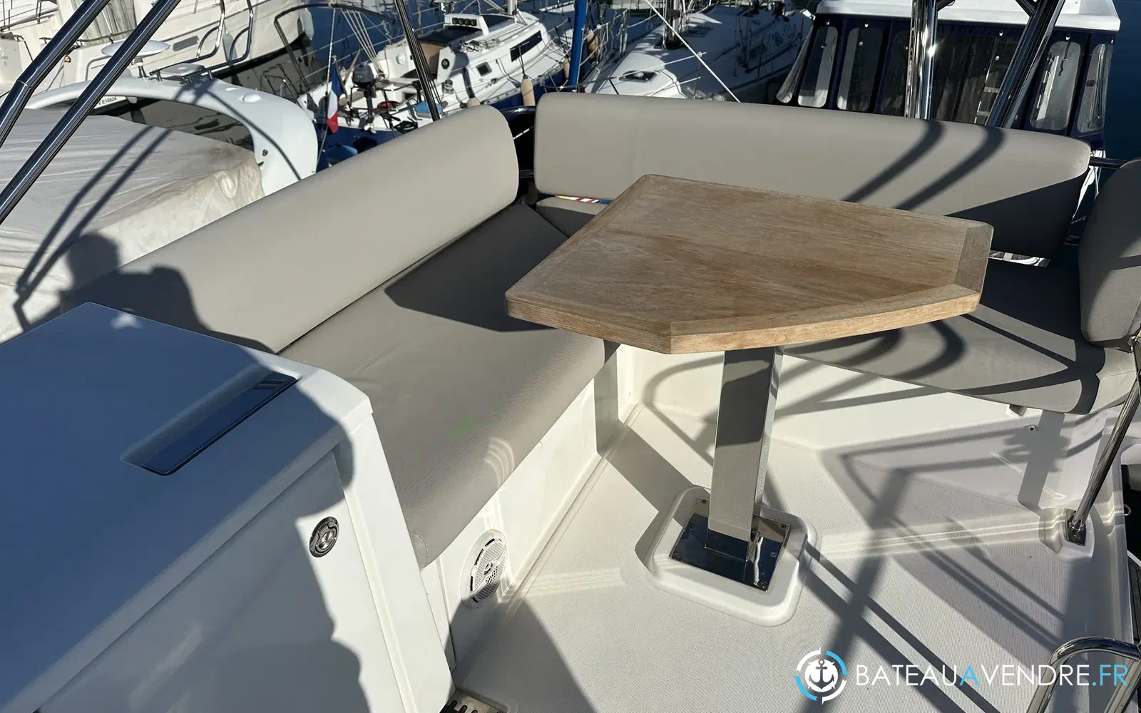 slider 12 Prestige Yachts 420 Fly