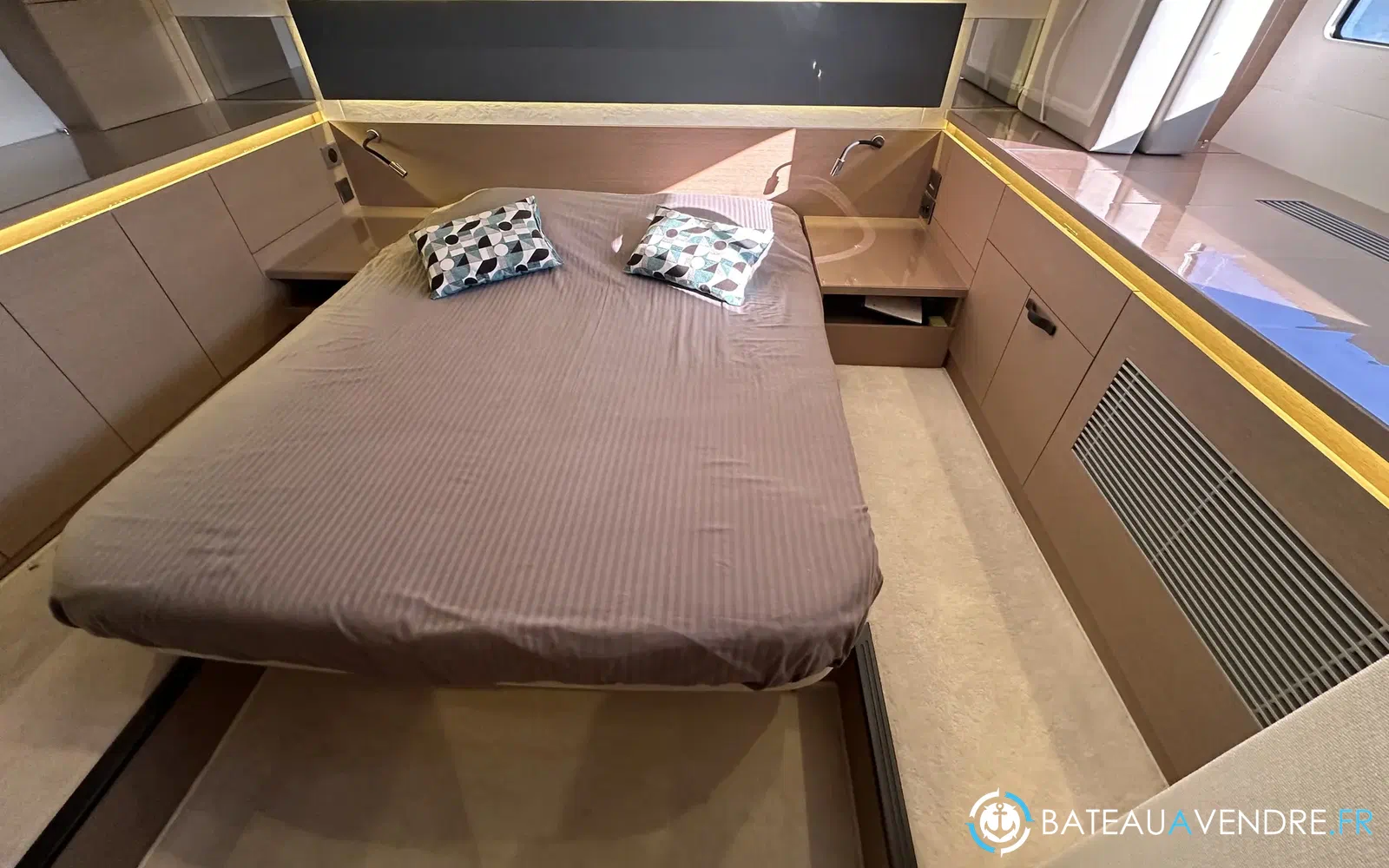 slider 28 Prestige Yachts 420 Fly