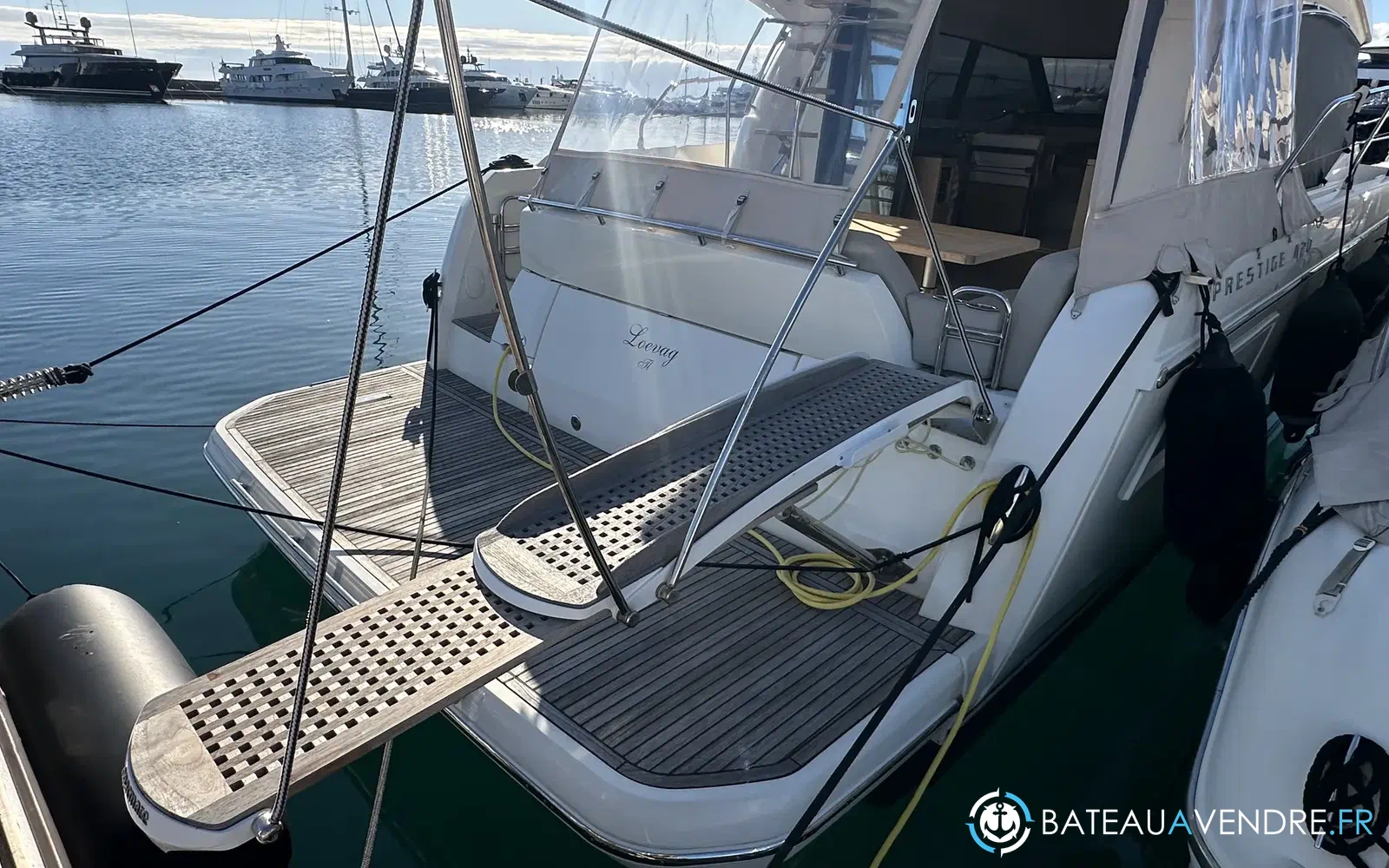 slider 2 Prestige Yachts 420 Fly