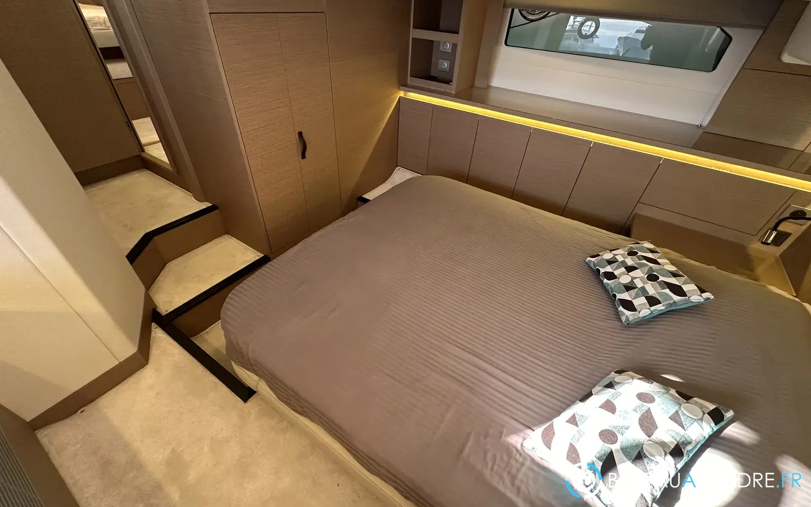 slider 30 Prestige Yachts 420 Fly