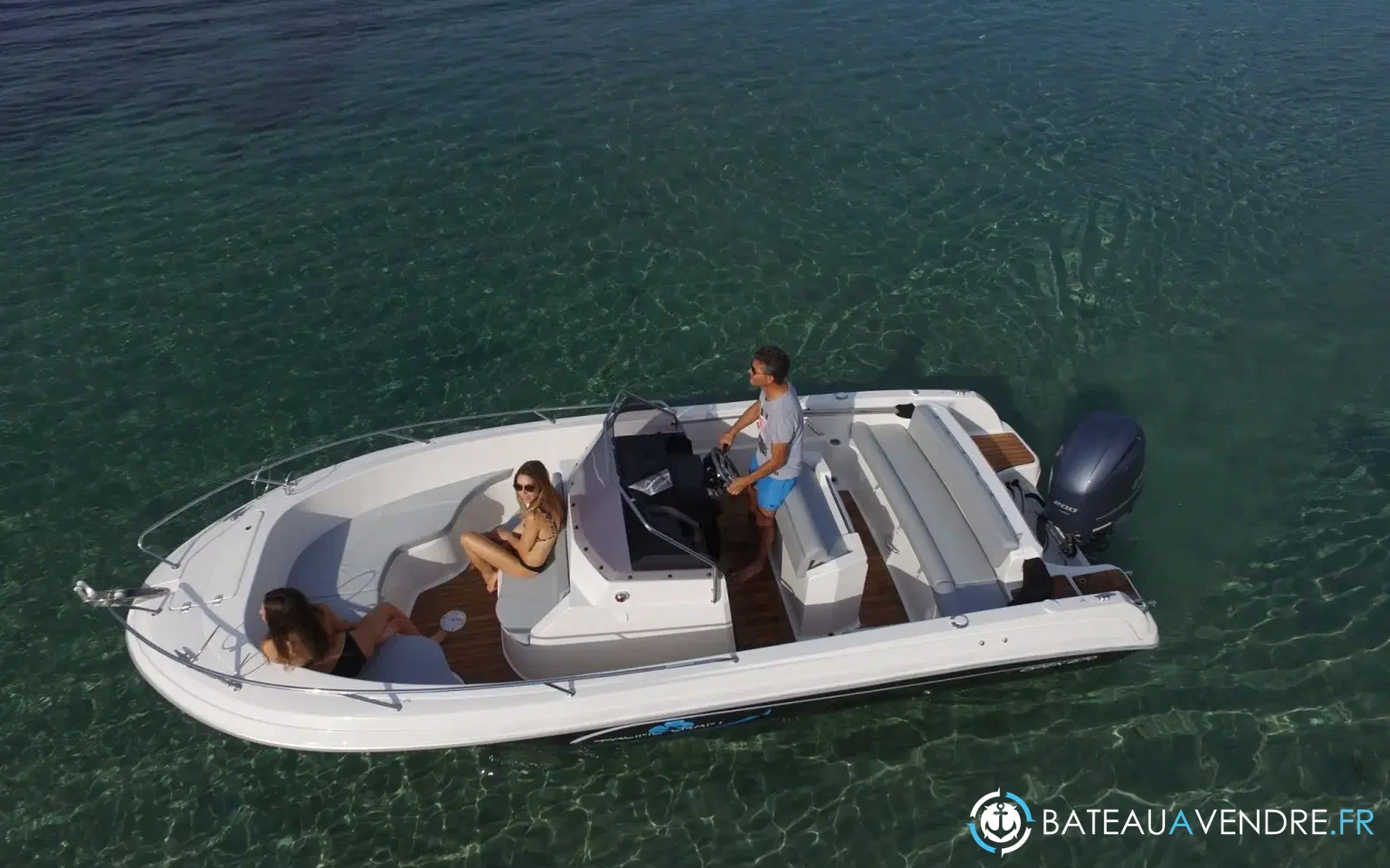 slider 2 Pacific Craft 670 Open