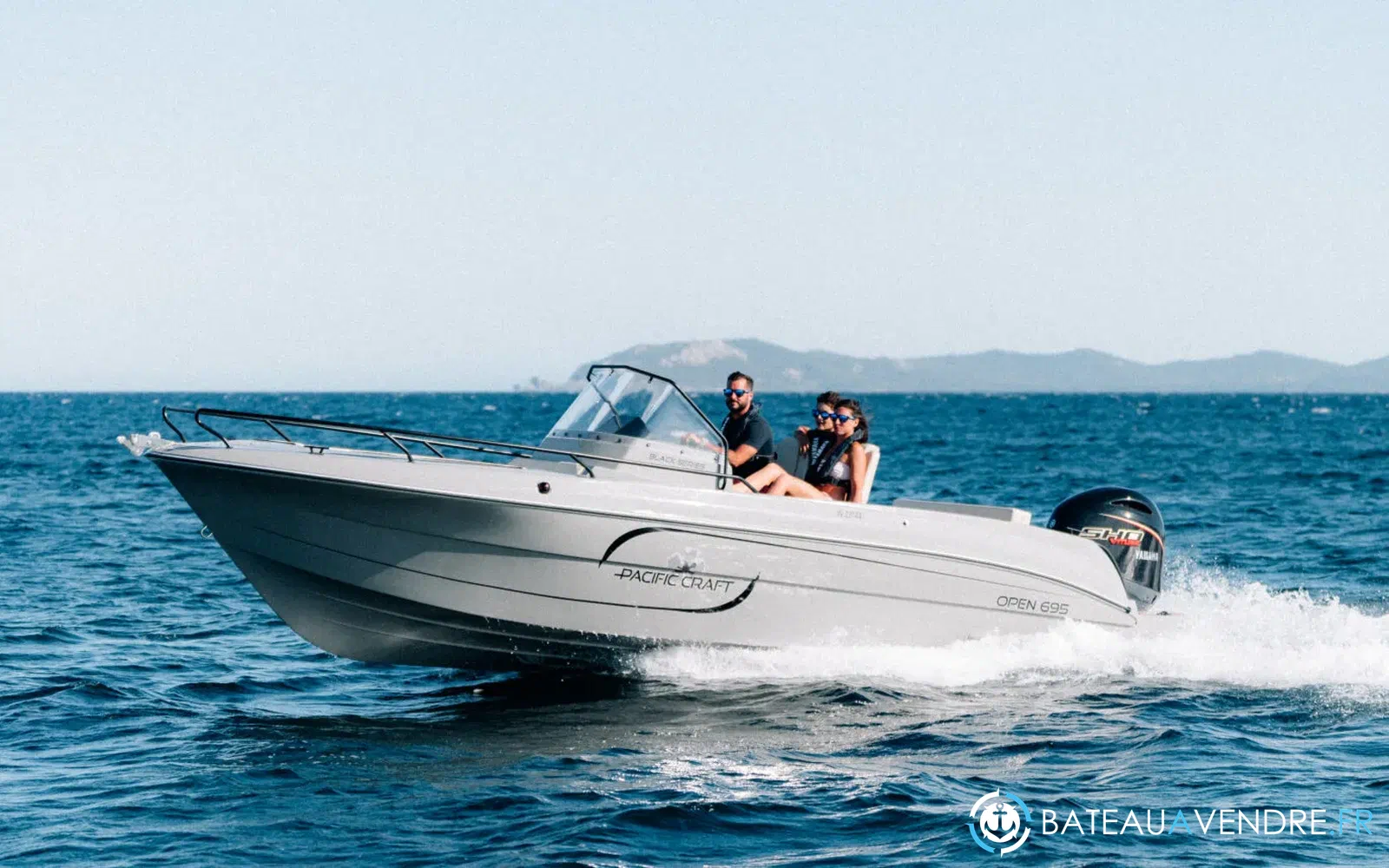 slider 0 Pacific Craft 695