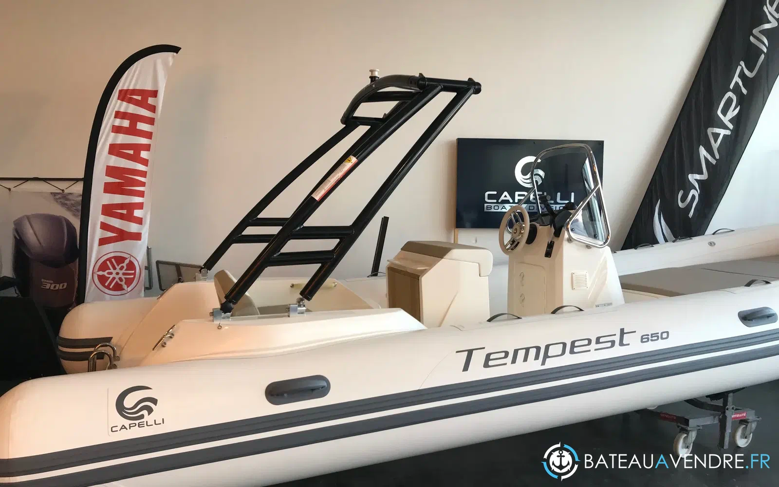 slider 1 Capelli Tempest 650 Open