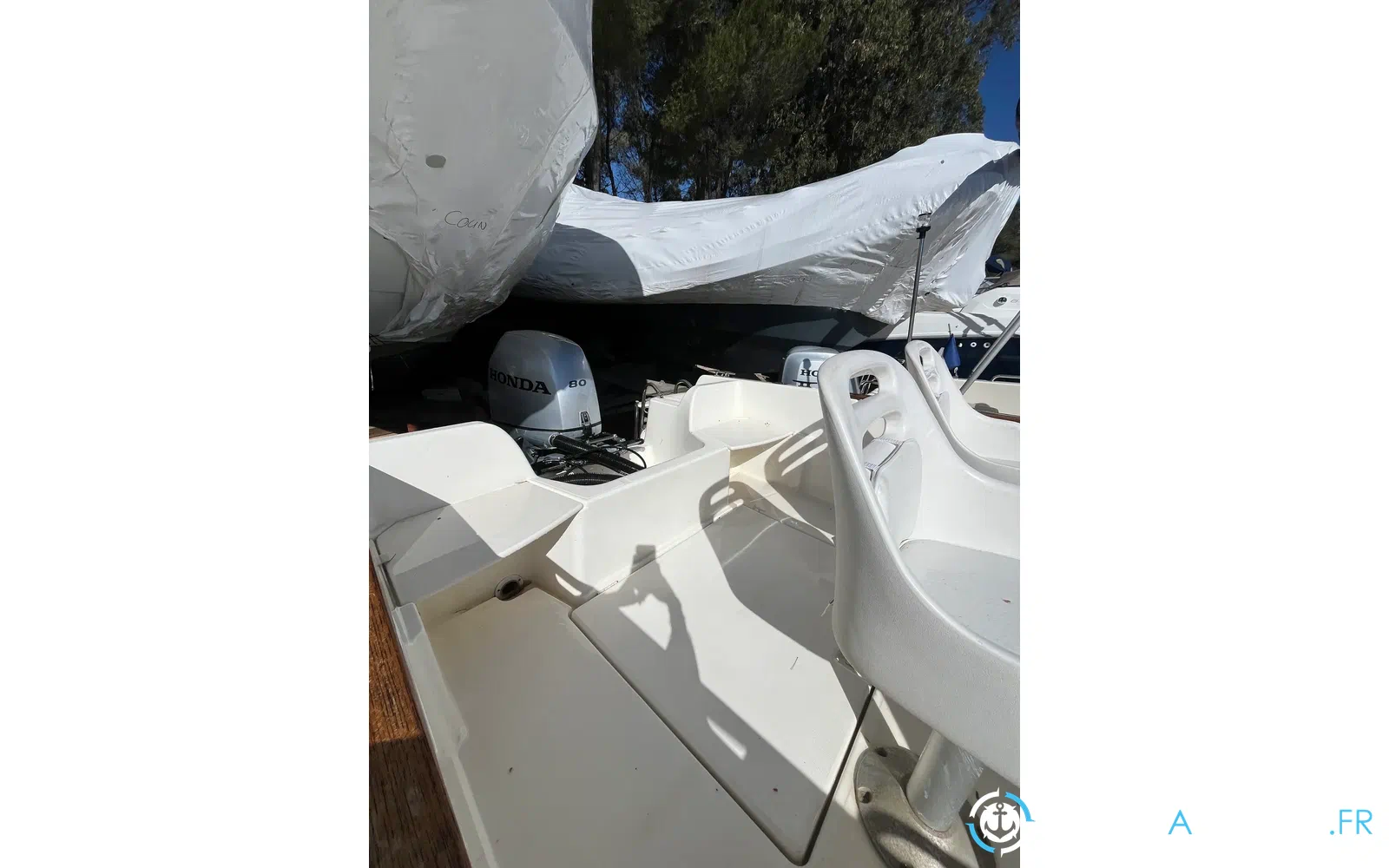 slider 11 Jeanneau Cap Camarat 515