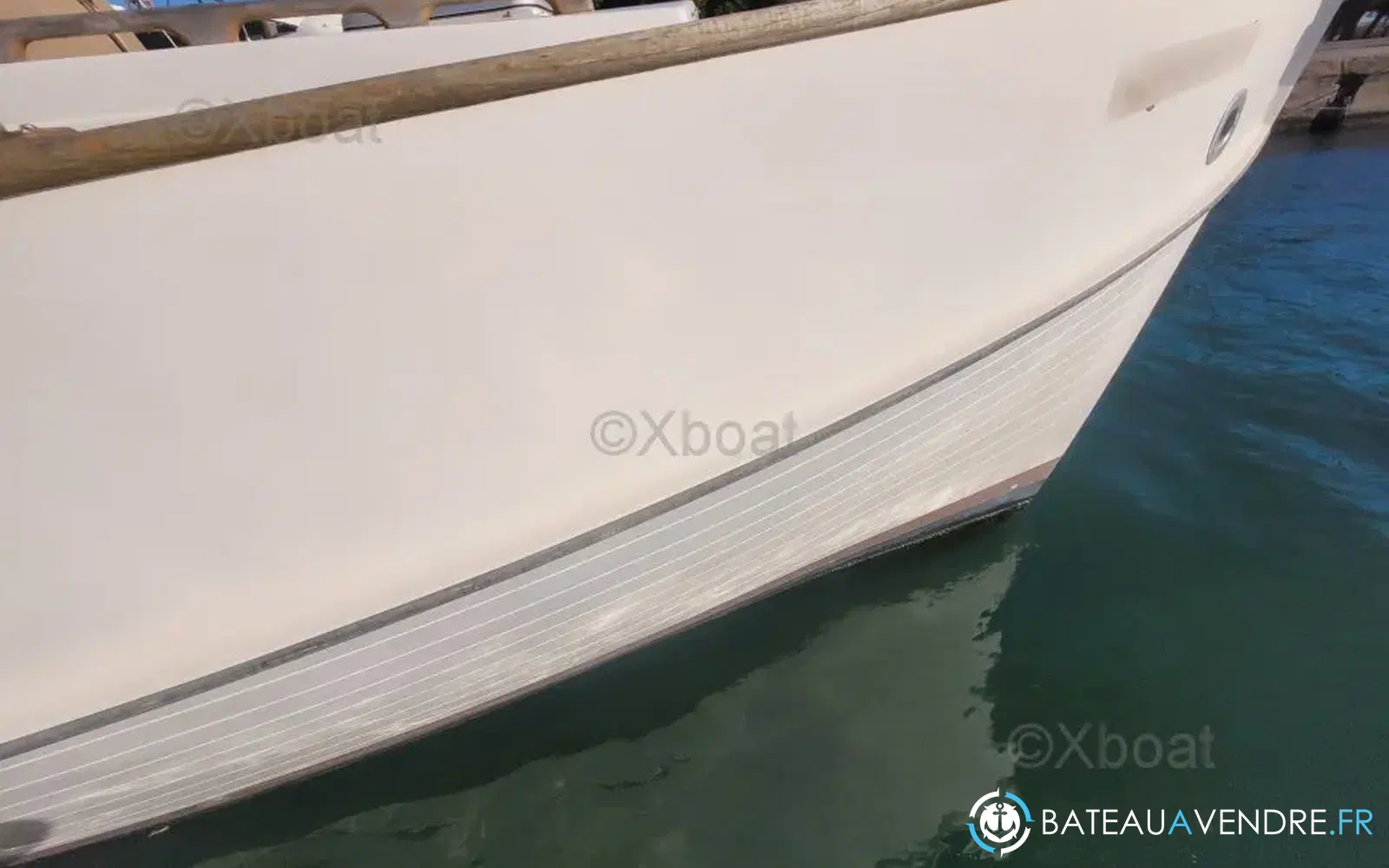 slider 11 American Marine Grand Banks 42 Motor Yacht