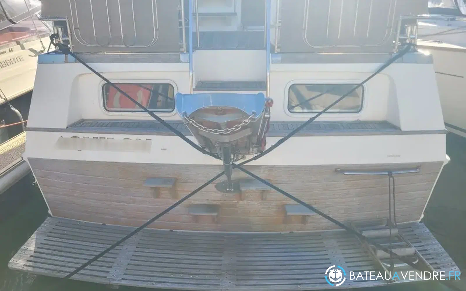 slider 5 American Marine Grand Banks 42 Motor Yacht
