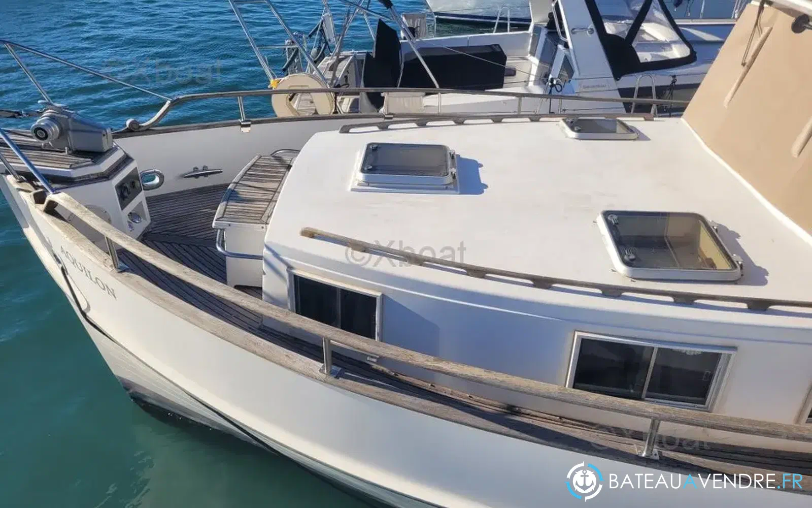 slider 8 American Marine Grand Banks 42 Motor Yacht