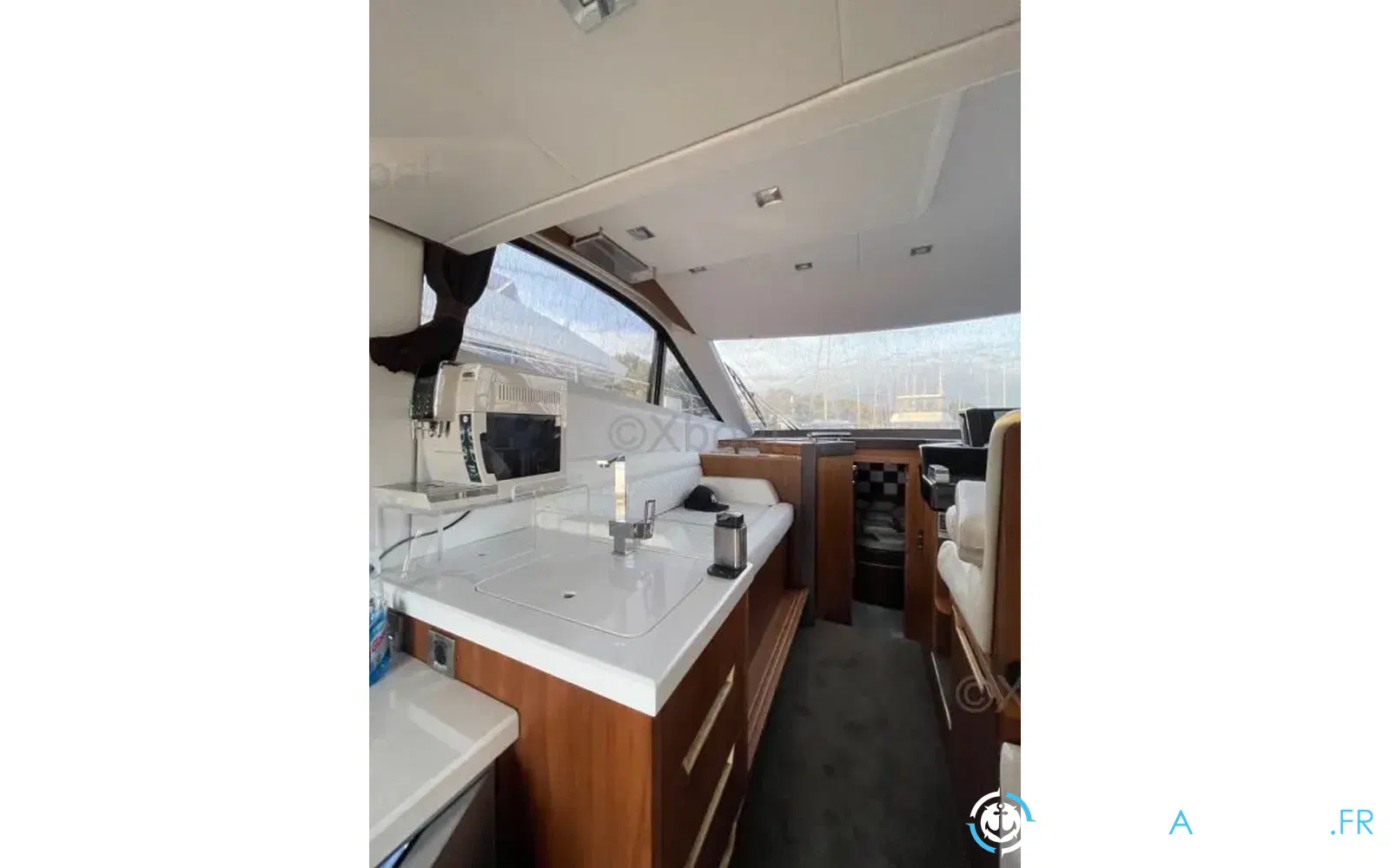 slider 9 Galeon 420 Fly