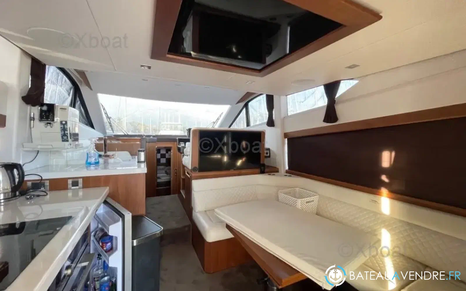slider 4 Galeon 420 Fly
