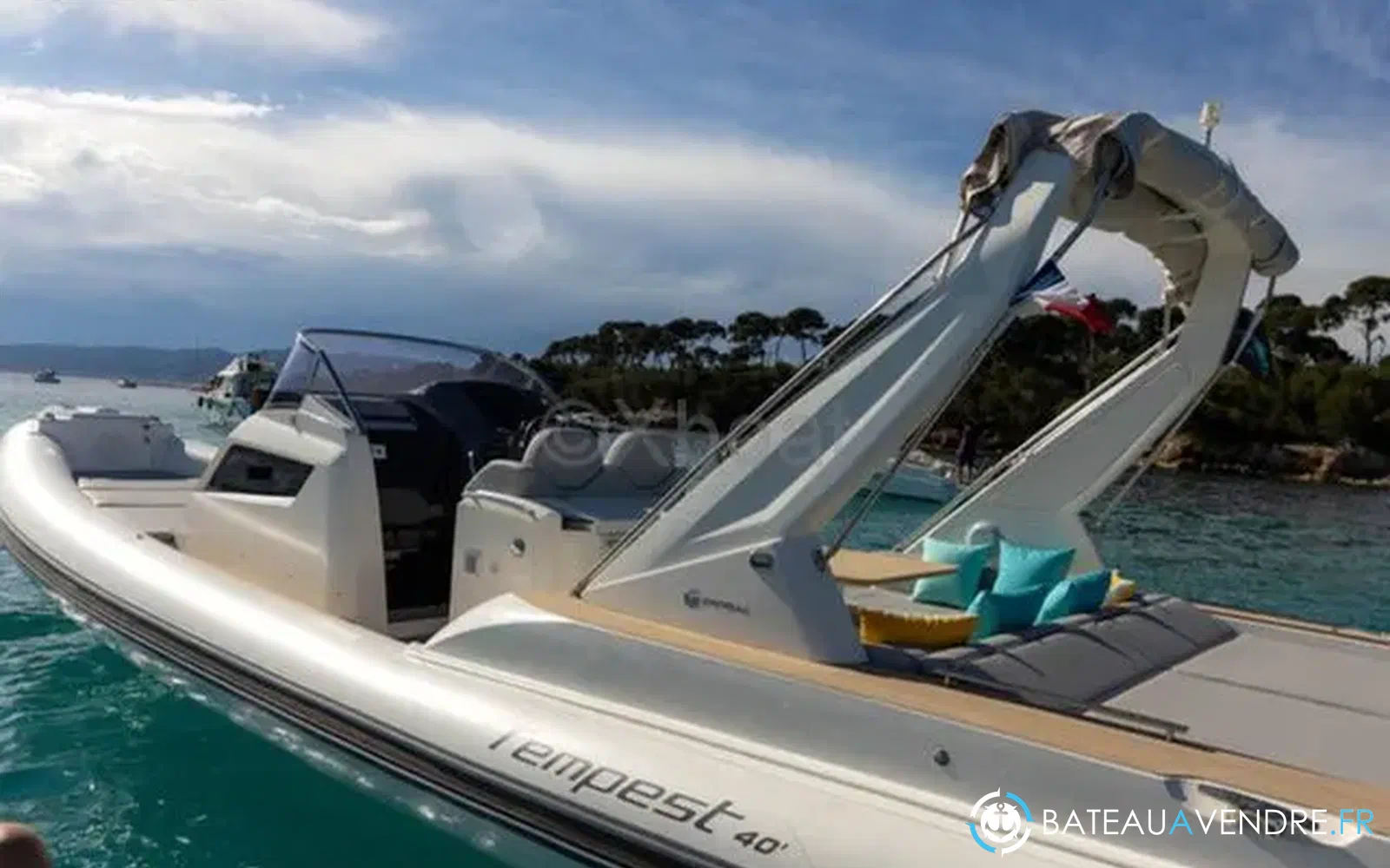 slider 4 Capelli Tempest 40