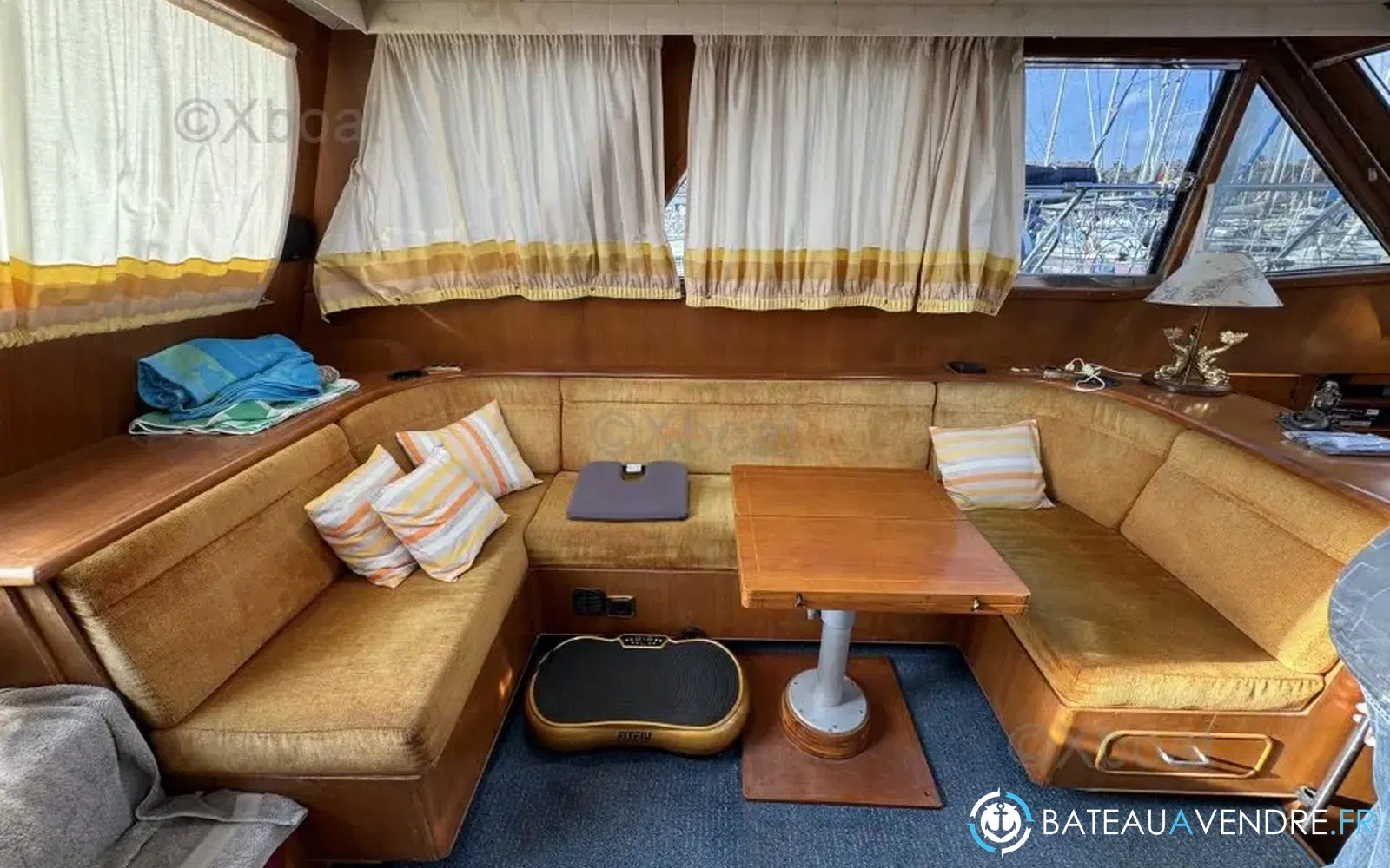 slider 10 Horizon 40 Trawler