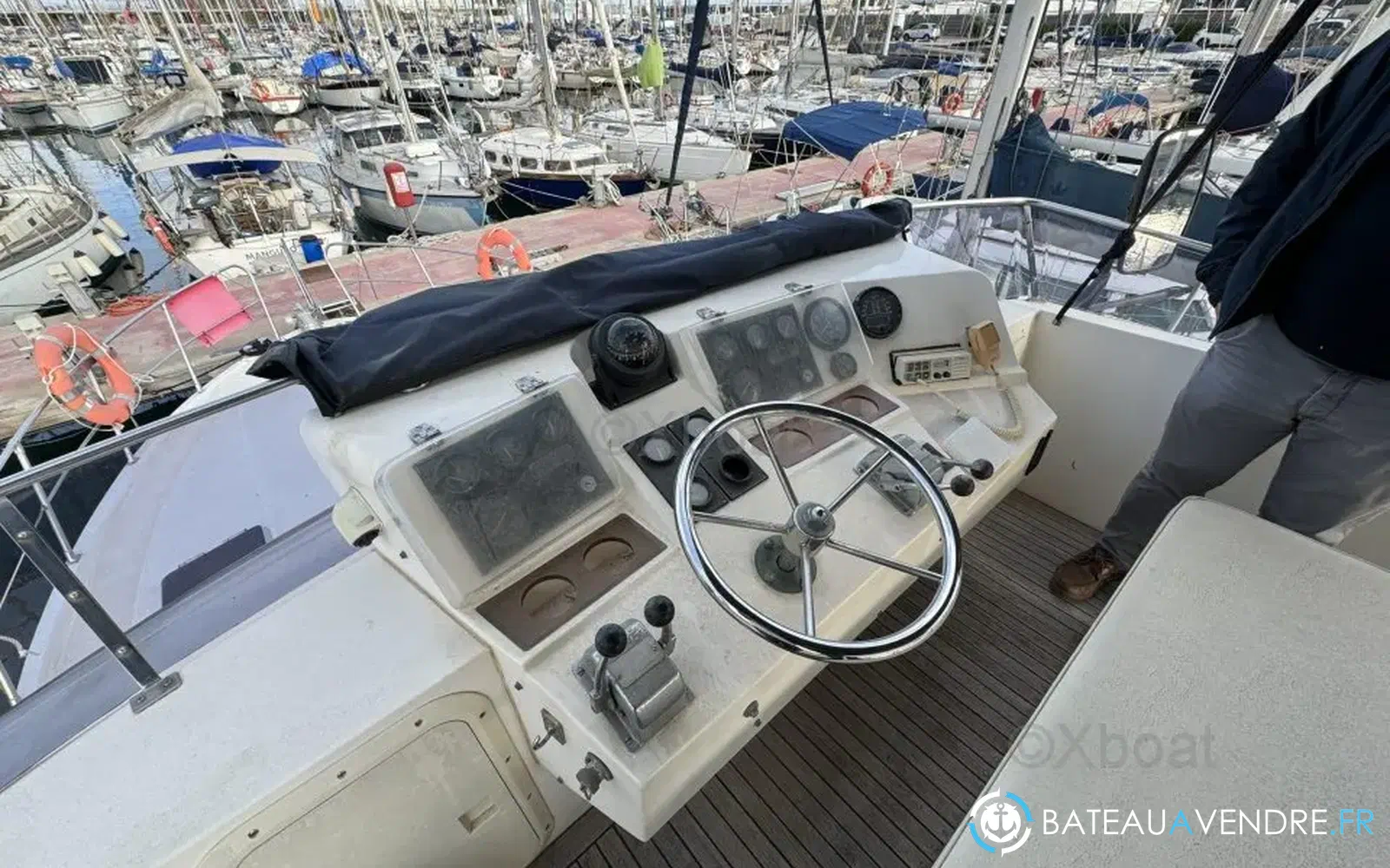 slider 1 Horizon 40 Trawler